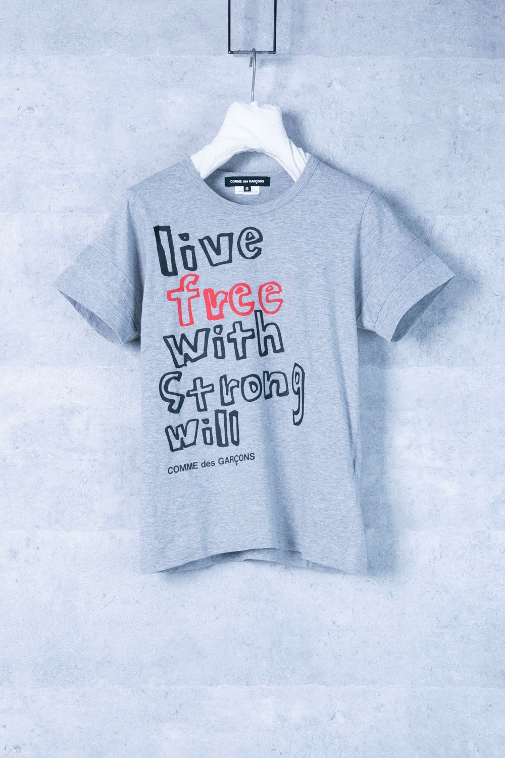 COMME des GARCONS コムデギャルソン live free with strong will T