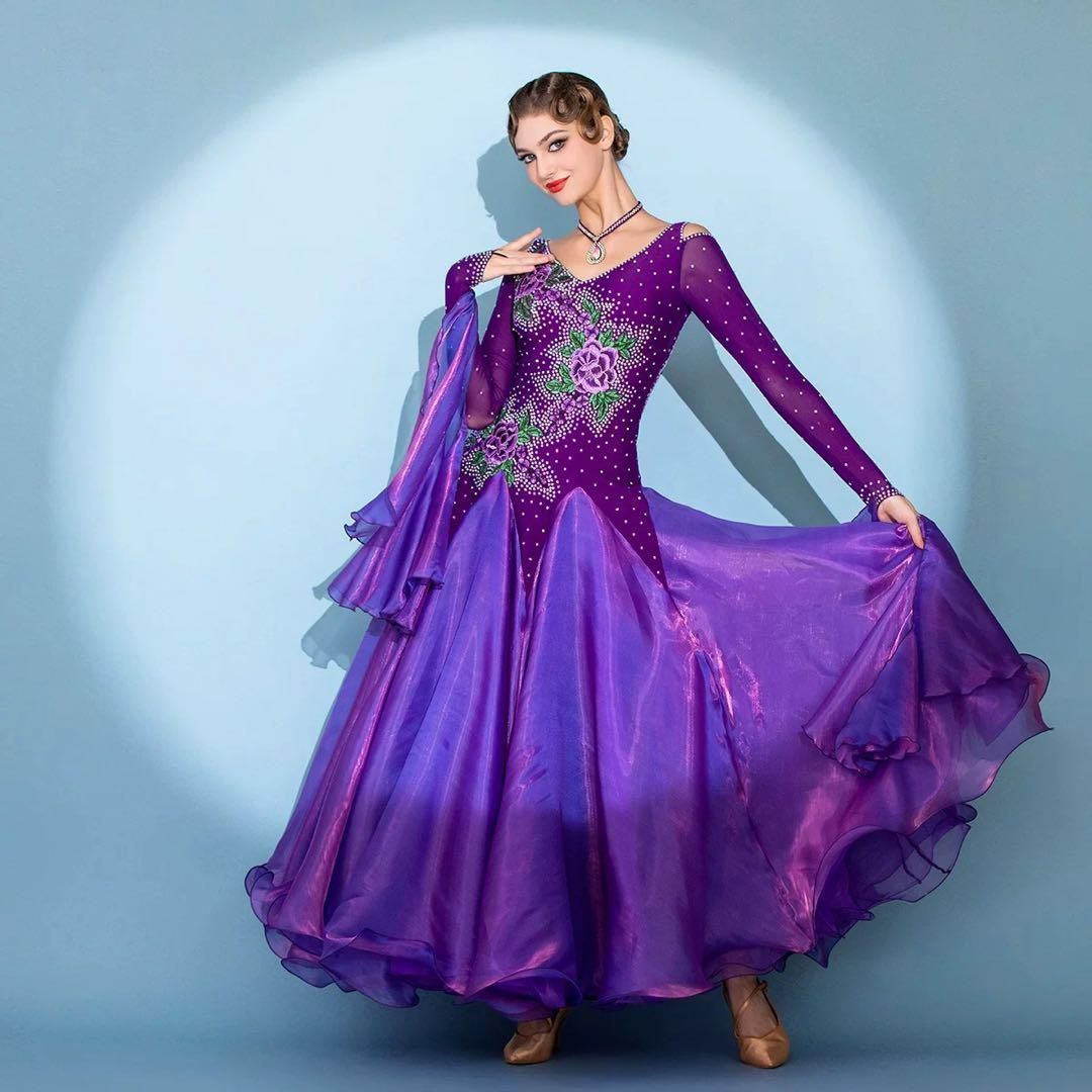 2025年新作 大人気ストーン付スタンダードドレス 発表会 競技会 デモに