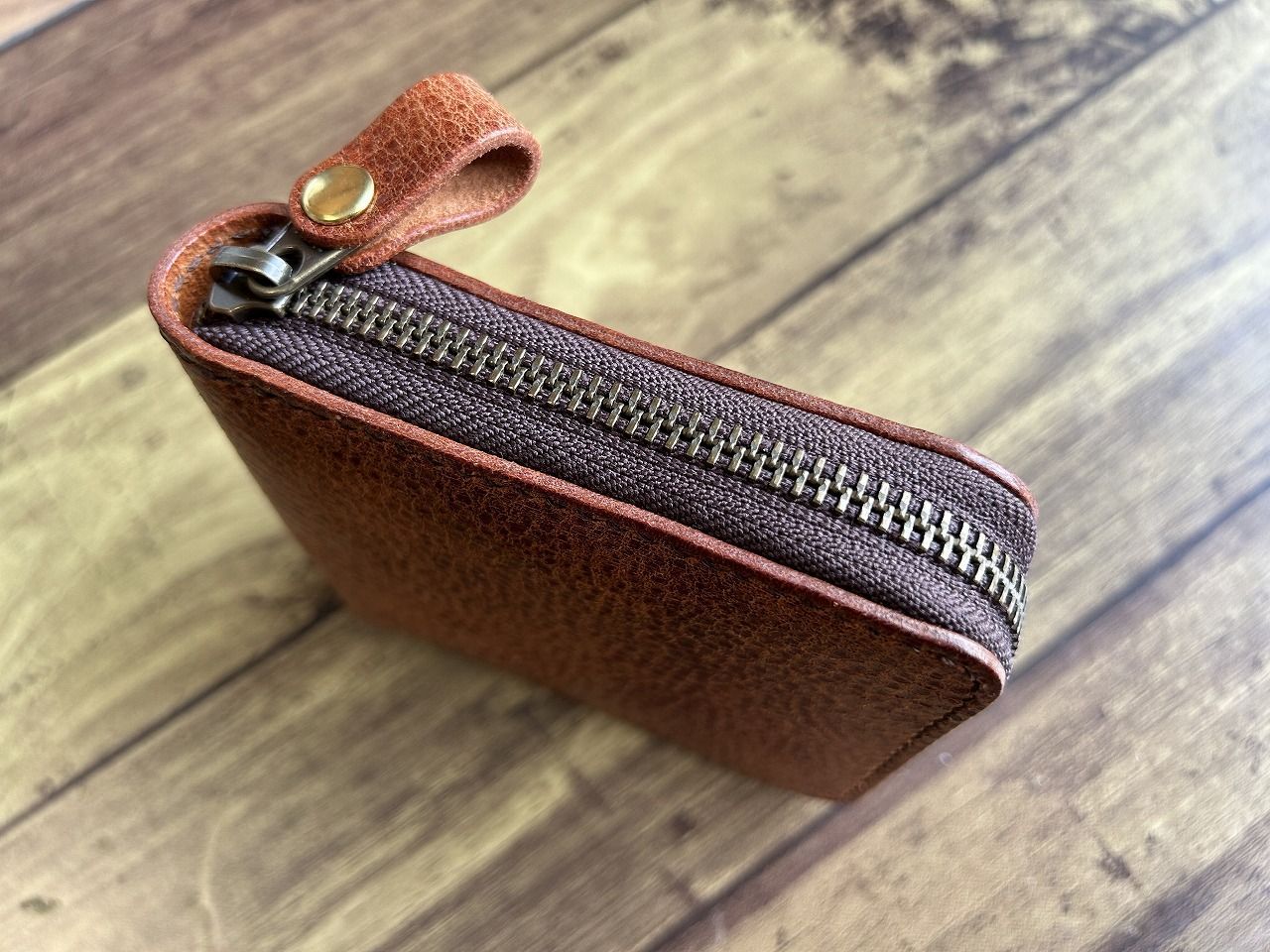 【姫路レザー】ラウンドファスナーハーフウォレット ブラウン【プルアップ】 姫路レザー】ラウンドファスナーハーフウォレット ブラウン【プルアップ】