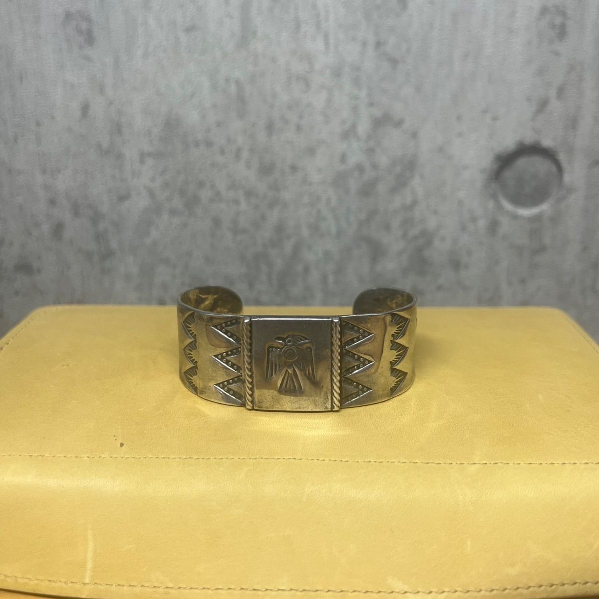 vintage Tom Dewitt Thunder bird bangle トムデウィット navajo zuni 
