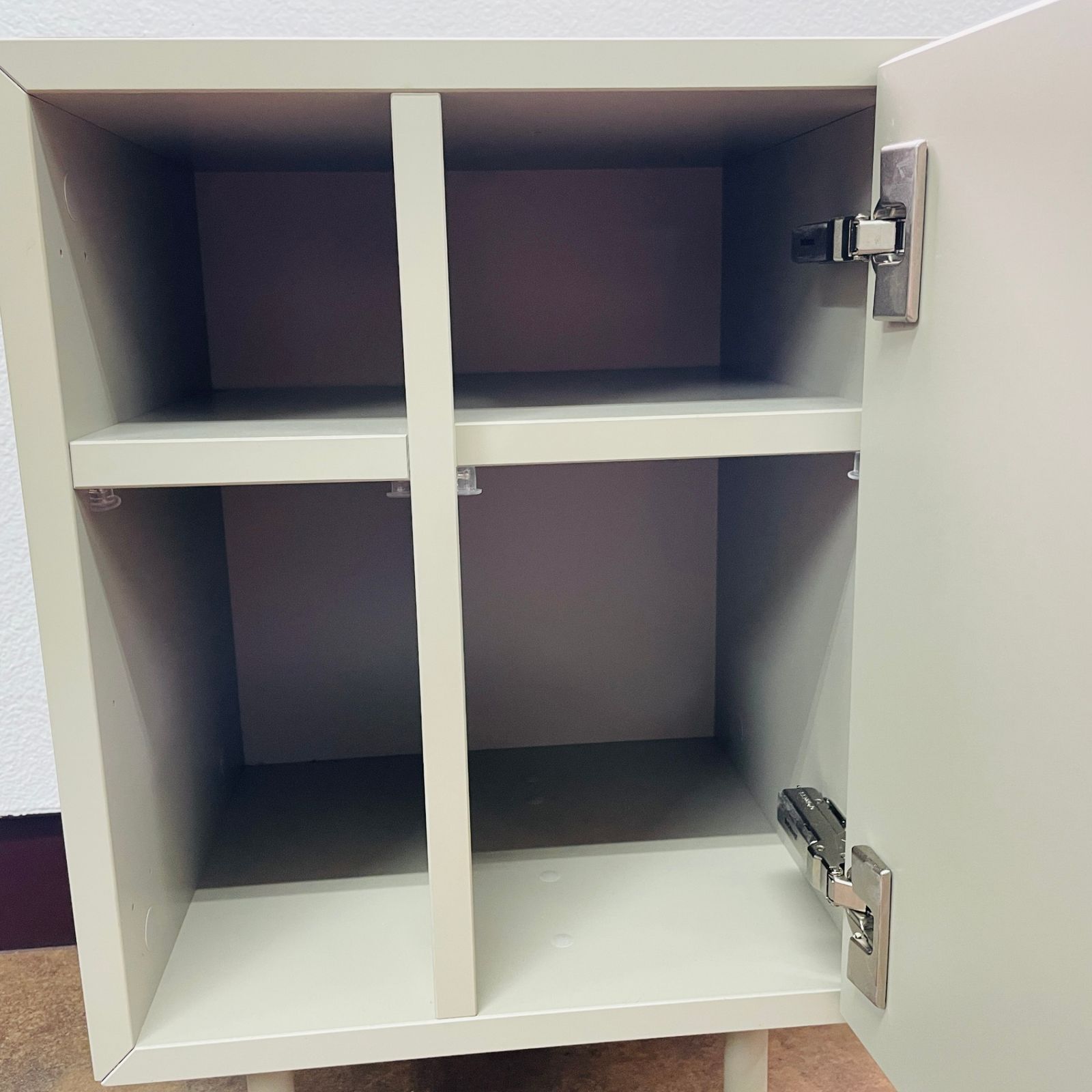 lugano ナイトスタンド