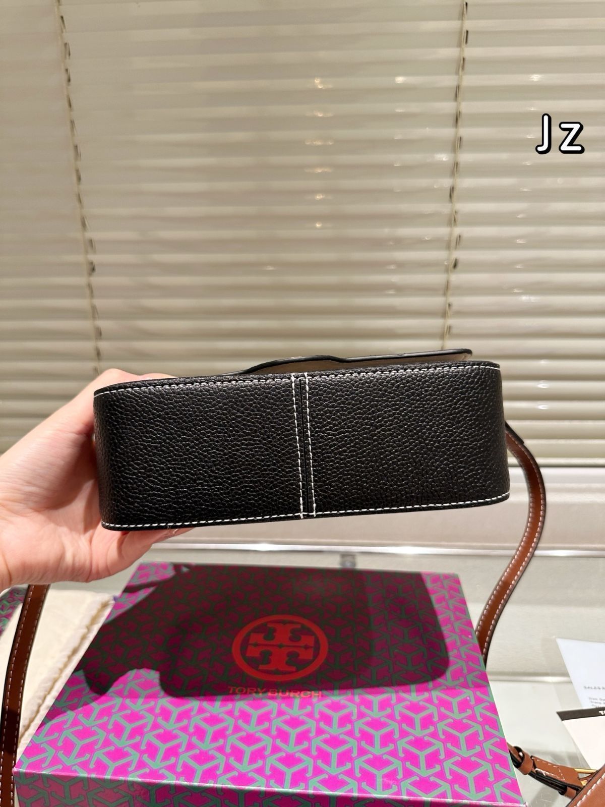 パープル　Tory Burch トートバッグ 中型 キャンバス パープル（紫）系 Tory Burch(トリーバーチ) バッグ・カバン