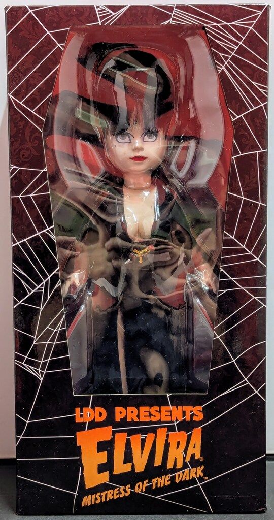 ★未開封 MEZCO TOYS メズコトイズ  Elvira Mistress of the Dark リビングデッドドールズ エルヴァイラ フィギュア メズコ リビングデッドドールズ エルヴァイラ 「Elvira
