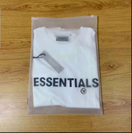 夏新作 FOG Essentials Tシャツ 半袖 ホワイト 白 フロントサイド文字