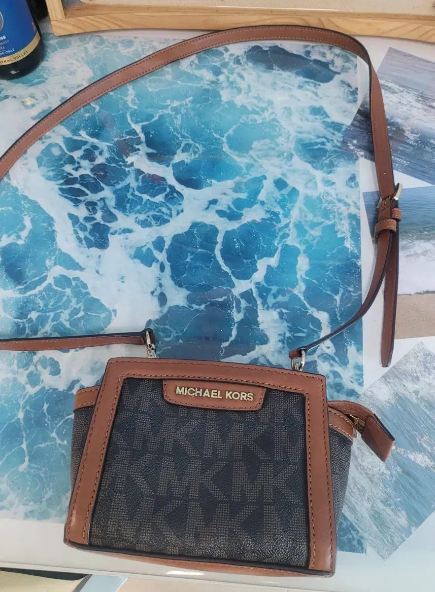 MK MICHAEL KORS マイケル コース クロスバッグ