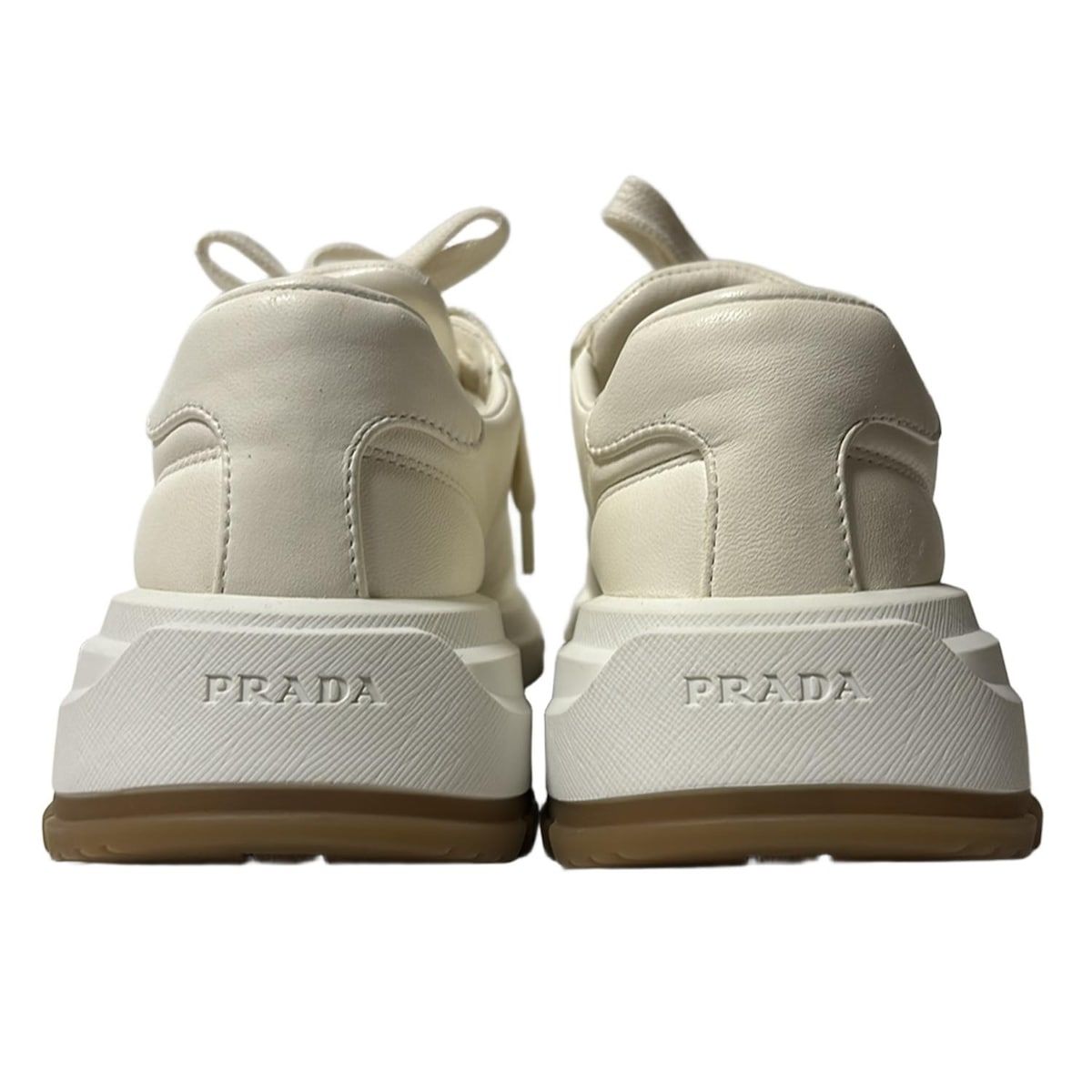 PRADA(プラダ) スニーカー 37 1/2 レディース美品 - アイボリー