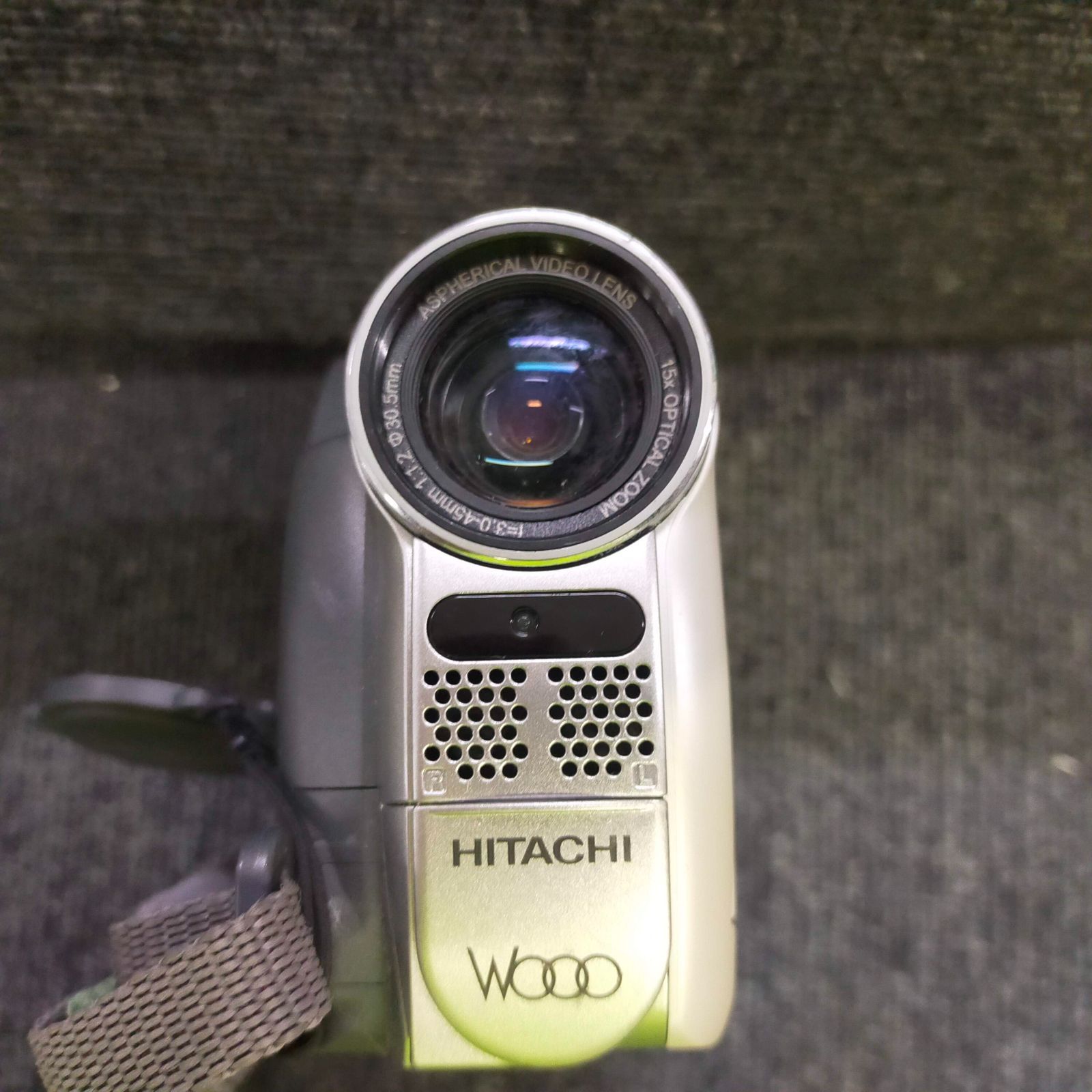 HITACHI Wooo DVDカム ビデオカメラ 5MEDIA対応 ジャンク扱い E18