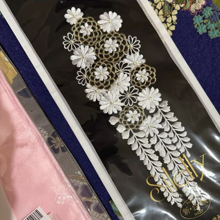 豪華振袖フルセット(7点)・辻が花・金通し地・未使用・高級絞り染