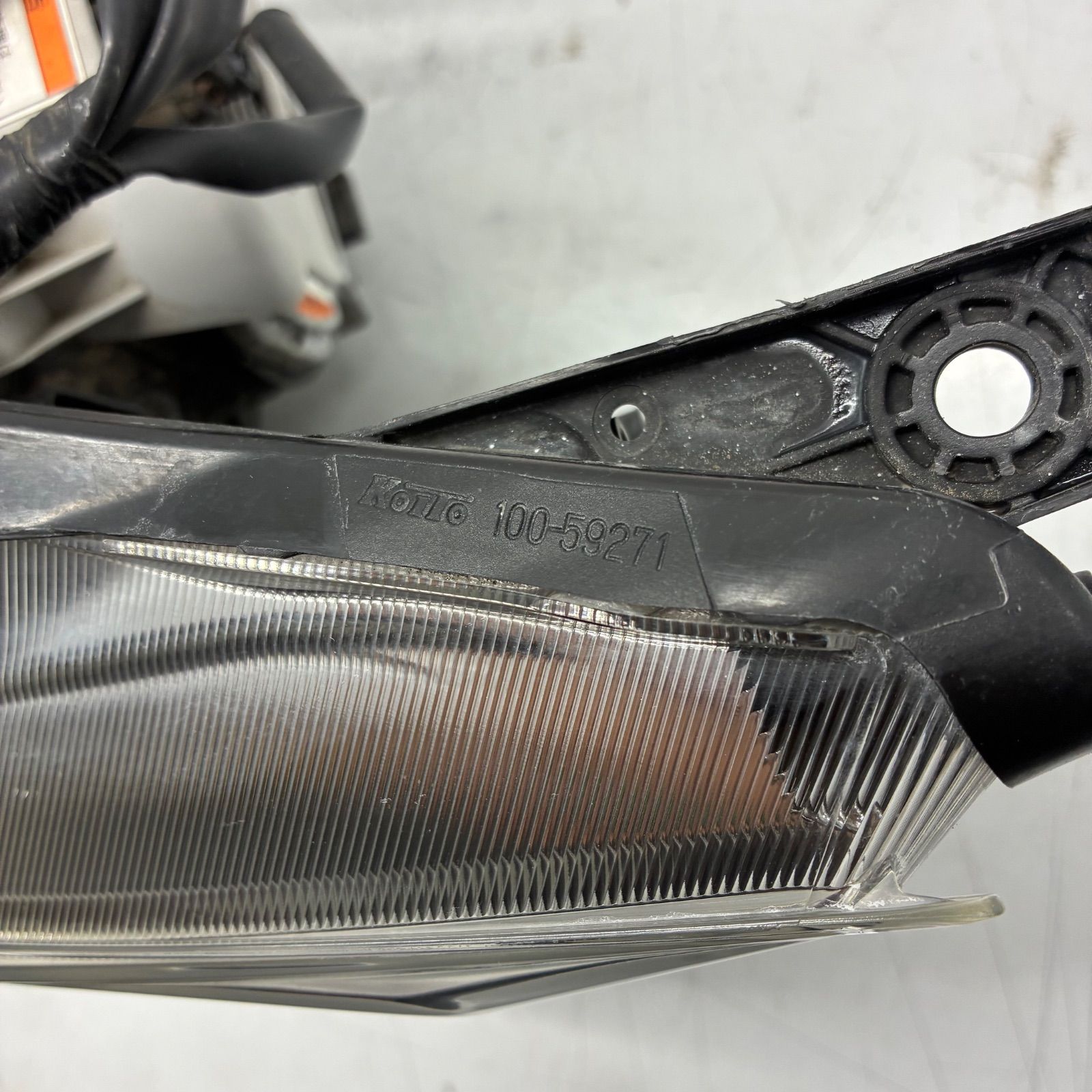 コーティング済 スズキ MH34S MH44S ワゴンR スティングレー ヘッドライト ランプ レンズ 左側 助手席側 L HID KOITO 100-59271 P71550 FFCRYSTALESIA_COM