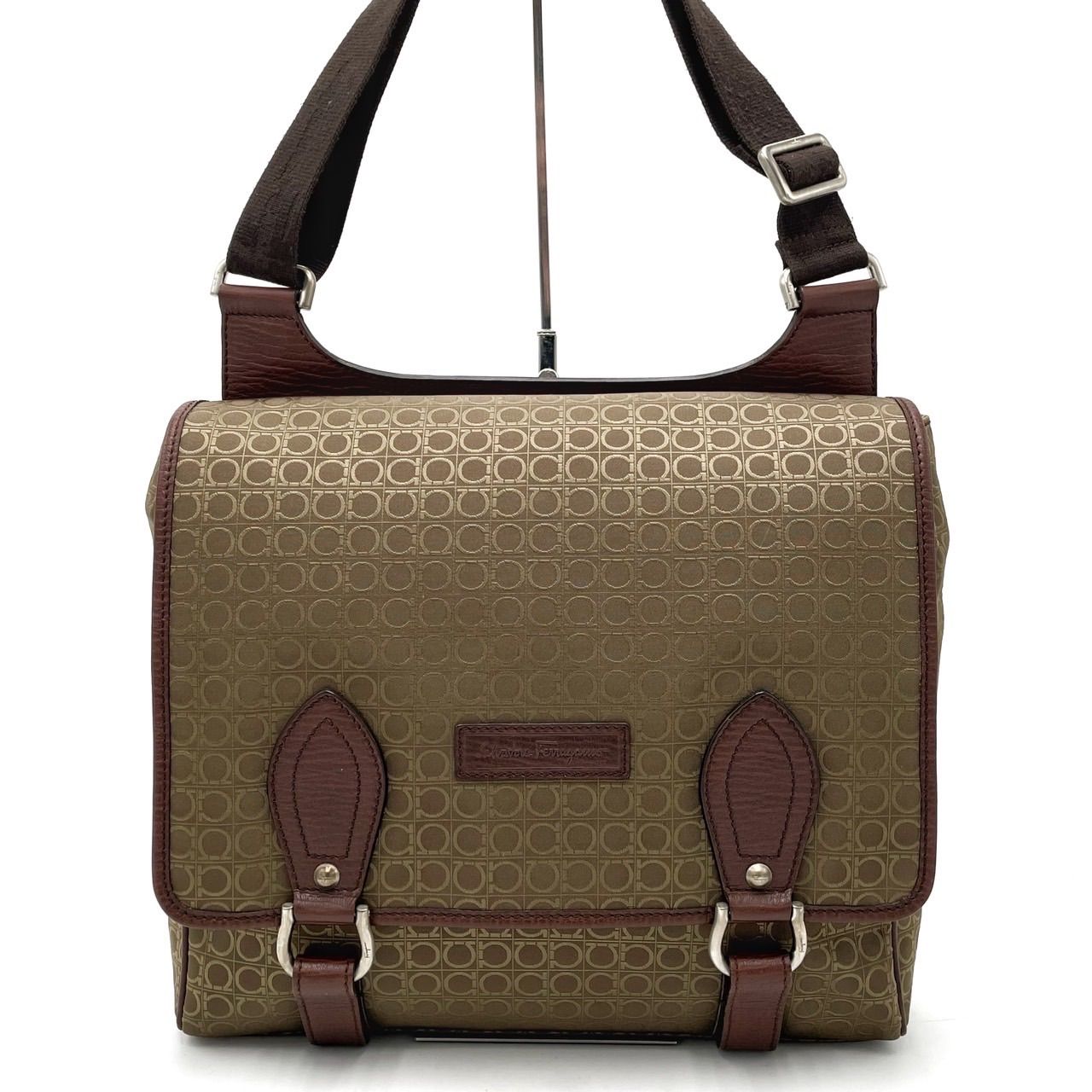 ✨極美品✨ Salvatore Ferragamo サルヴァトーレフェラガモ  