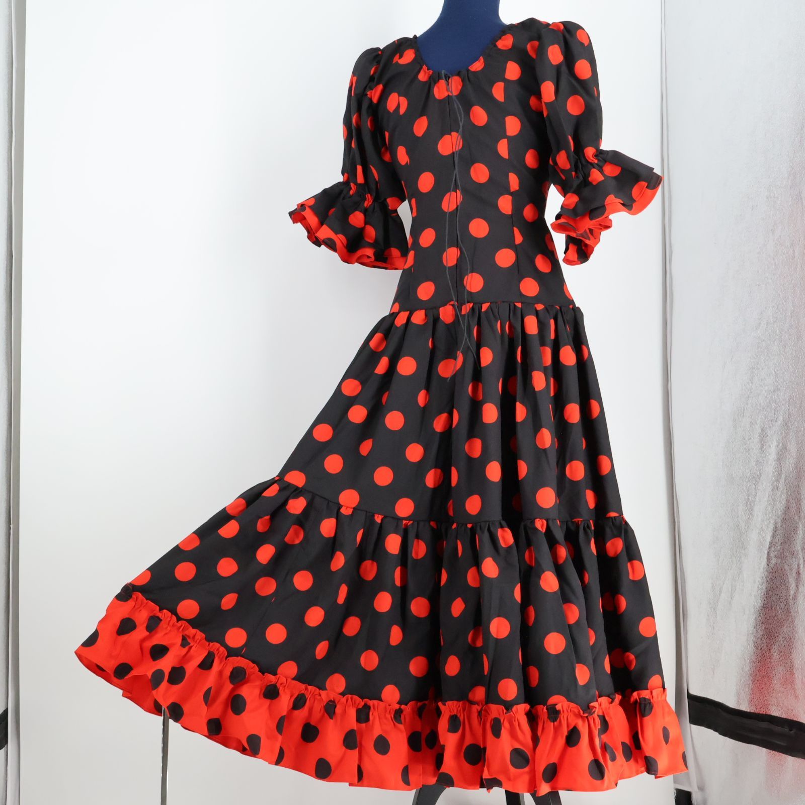 美品 フラメンコ衣装】レッド ワンピース ドレス 赤 黒 水玉 美品 フラメンコ衣装】レッド ワンピース ドレス 赤 黒 水玉