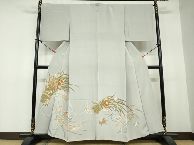 平和屋着物●創業460年 千總 色留袖 駒刺繍 宝尽くし文 金彩 鈴乃屋扱い 正絹 DAAY5212ud