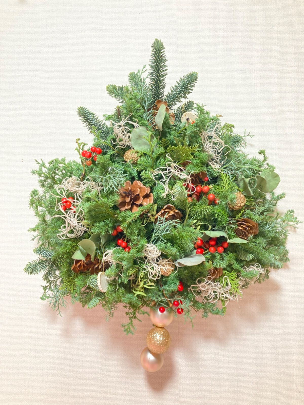 ミモザラウンドリースウバユリ＆ギンメヤナギ