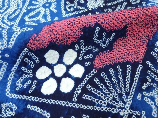 有松鳴海絞り 扇面花文