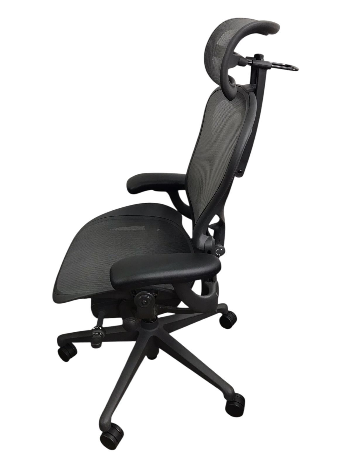 ハーマンミラー hermanmiller アーロンチェア リマスタード Bサイズ