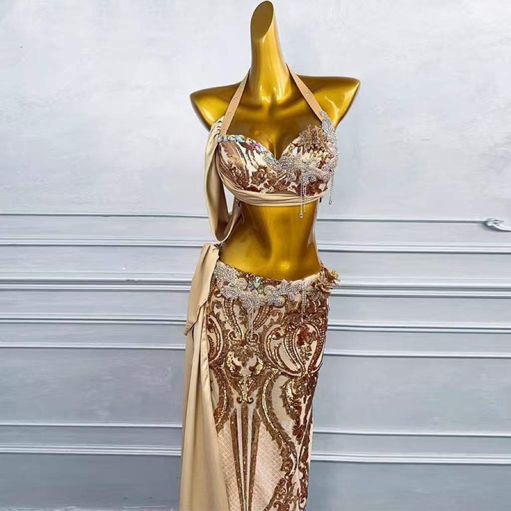 ベリーダンス衣装 大人ベリーダンスコスチュームレディーベリーダンス 衣装セット オリエンタルベリーダンス服 レッスン着 上下セット ブラベルト 衣装セット セクシー ベリーダンス練習着 キラキラ キラキラ トッ ングスカート練習 インナー付 ゴールド 2色選択