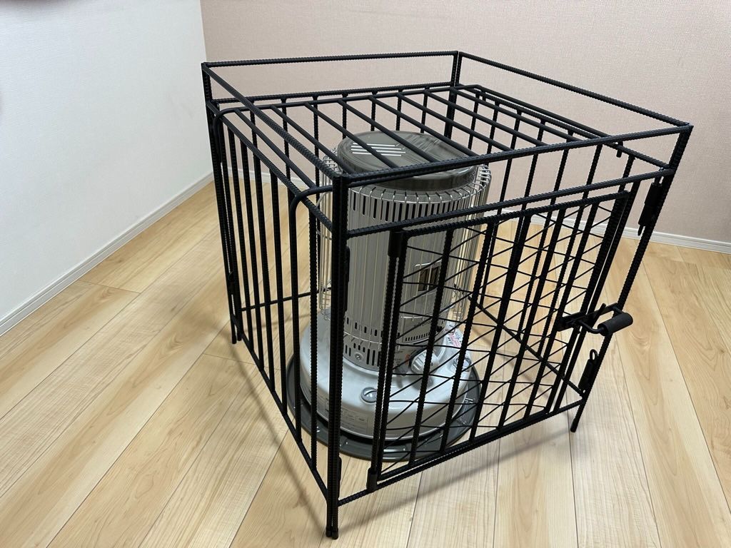 トヨトミ KS-67H GE67対応 ストーブガード 菱形デザイン 異形鉄筋 無骨 ハンドメイド 滑り止めキャップ付き 工房金魚 MARWIL-DEMENAGEMENTS_CH