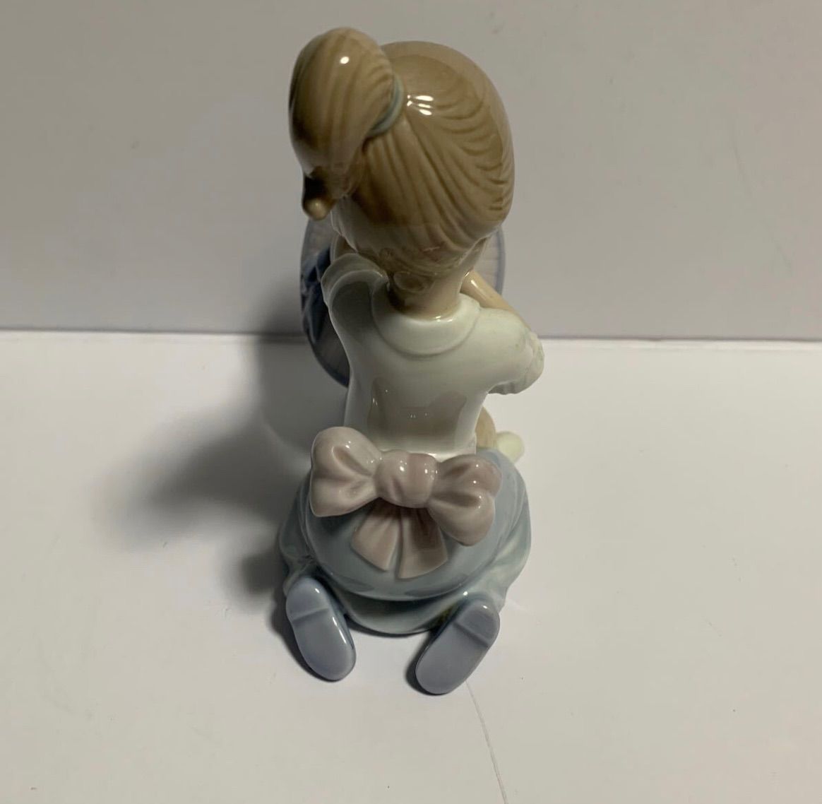 LLADRO リヤドロ 陶器人形 フィギュリン 6862 おめかししようね 少女