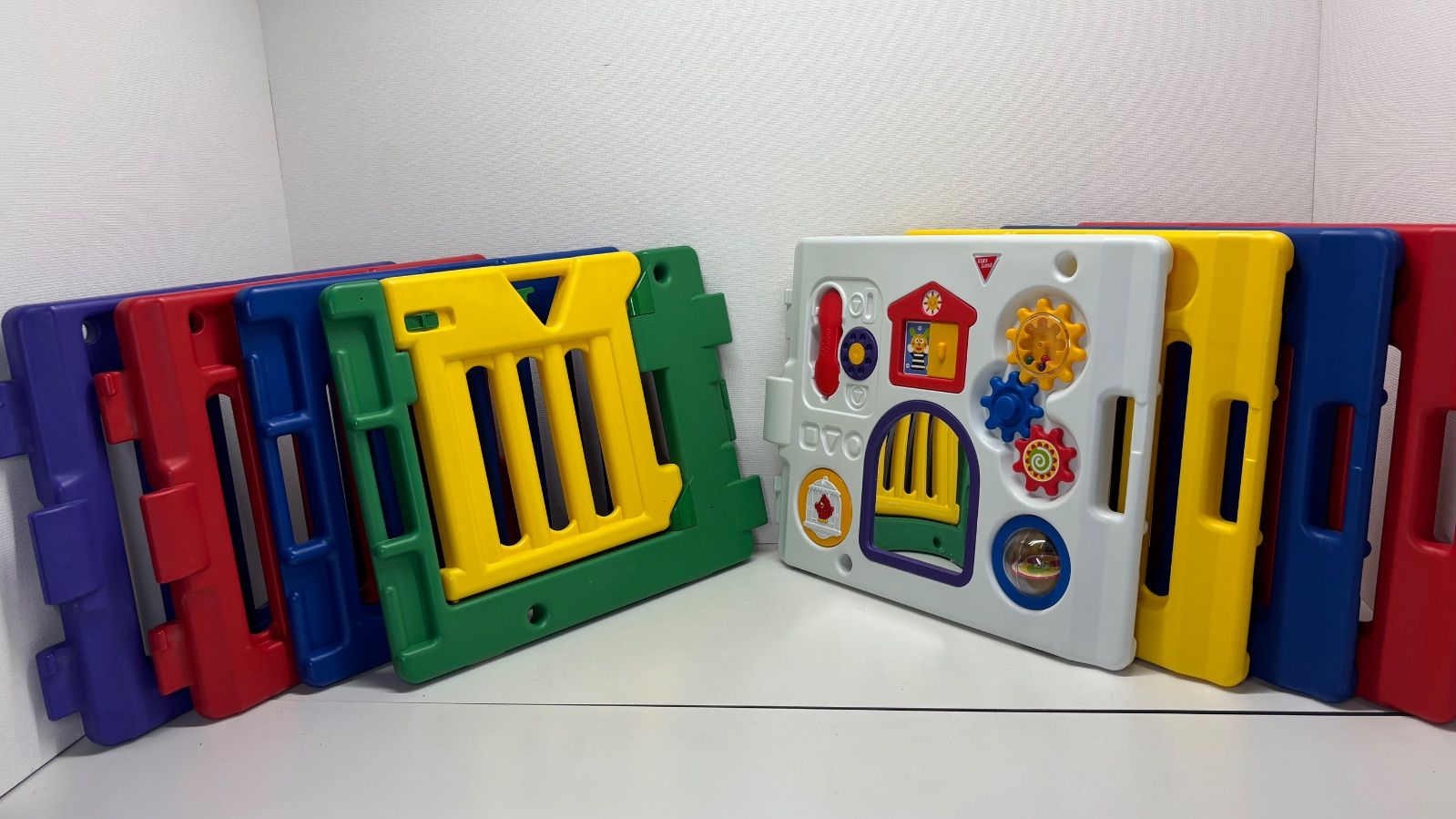 日本育児】ベビーサークル ミュージカルキッズランドスクエア【専用