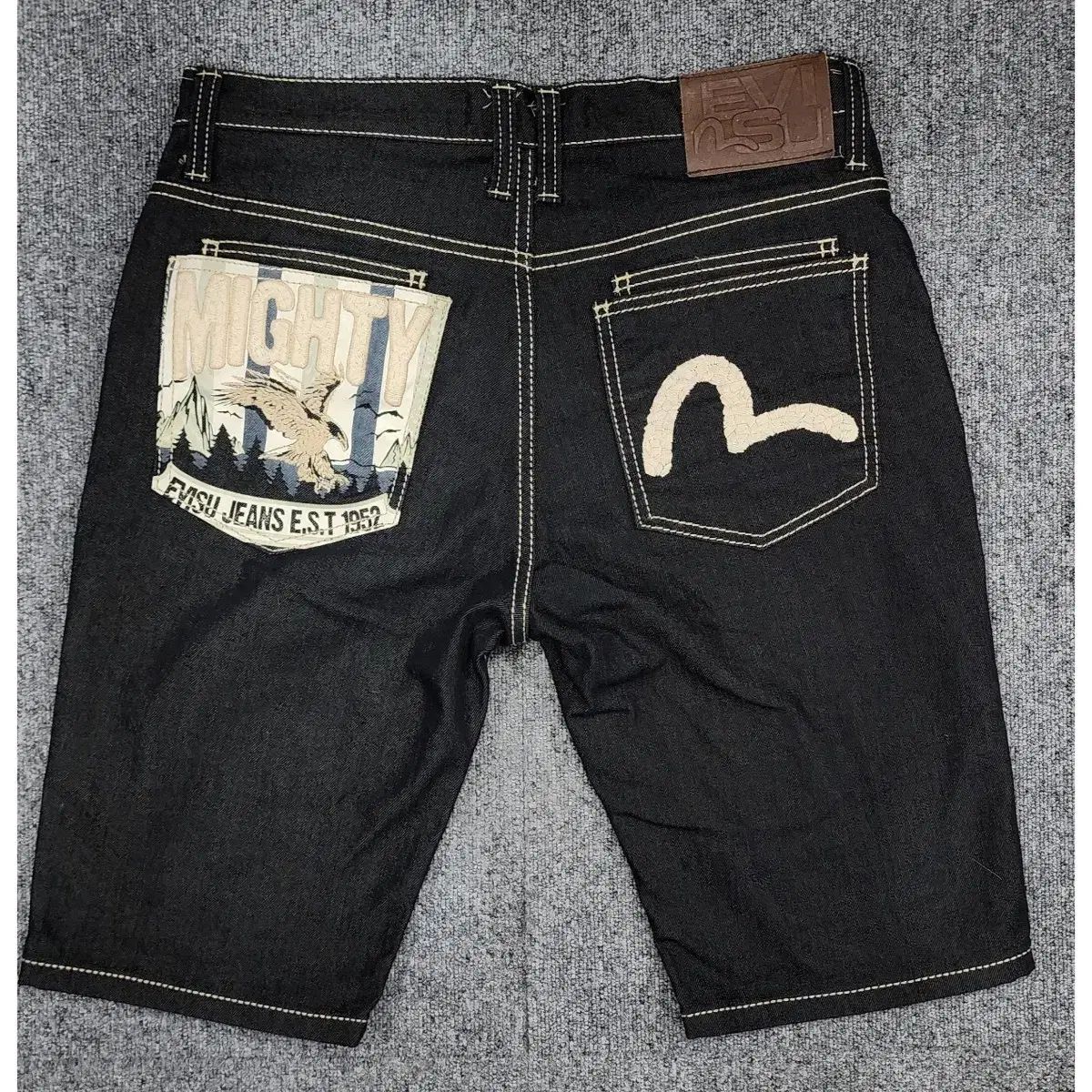 2026年最新evisu EVISU デニムハーフパンツ 刺繍 ハーフパンツの人気