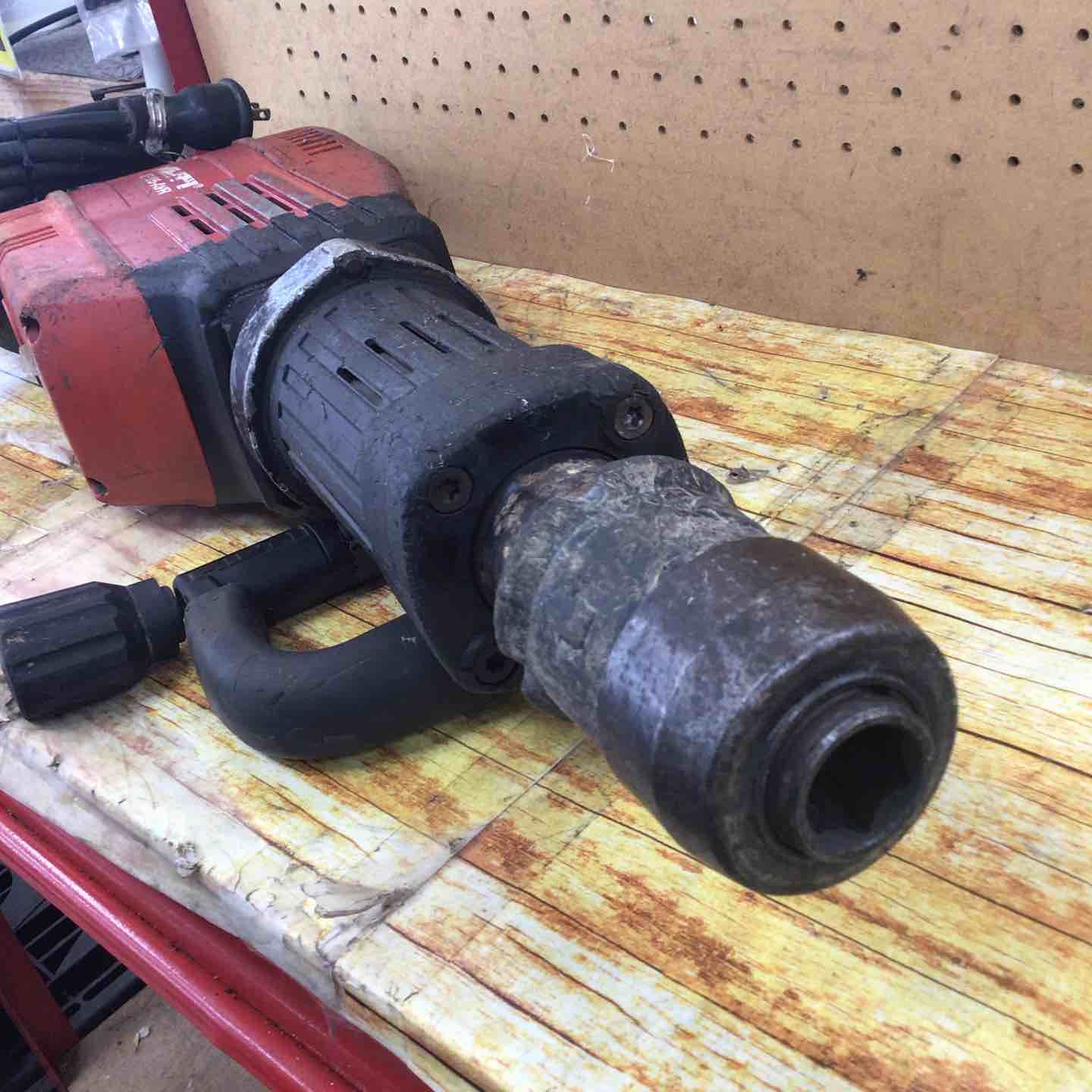 ヒルティ HILTI