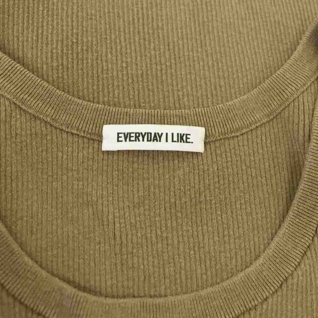美品♡ ドゥーズィーエムクラス エブリデイアイライク クロップドプルオーバー DEUXIEME CLASSE - 美品 23SS EVERYDAY I LIKE. エブリデイアイ