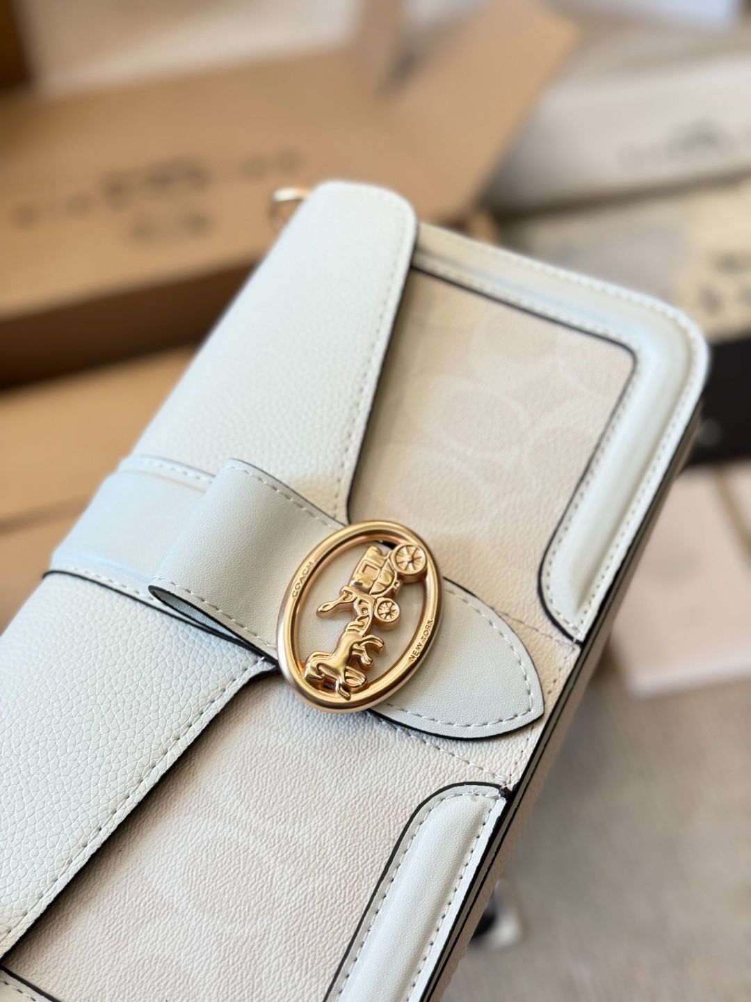 【新品同様】COACH　ビート ショルダー 3way ウィズ リベット gco90400svs3l-1.jpg