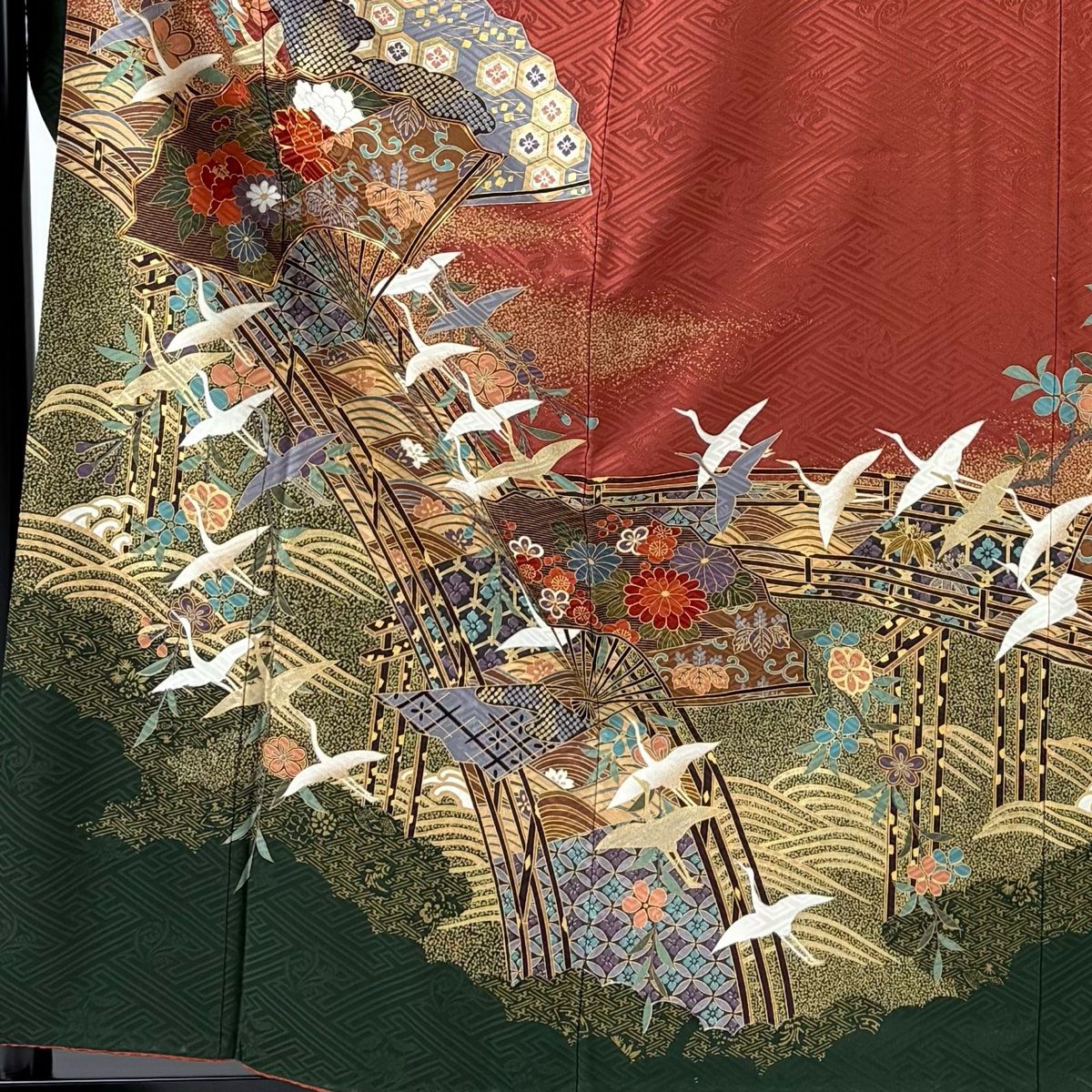 豪華絢爛綺麗美品トールサイズ身丈168cm裄丈69cm濃緑正絹振袖 袷広襟 振袖 身丈163.5cm 裄丈66cm M 袷 花束 花丸文 金通し 金彩 深緑