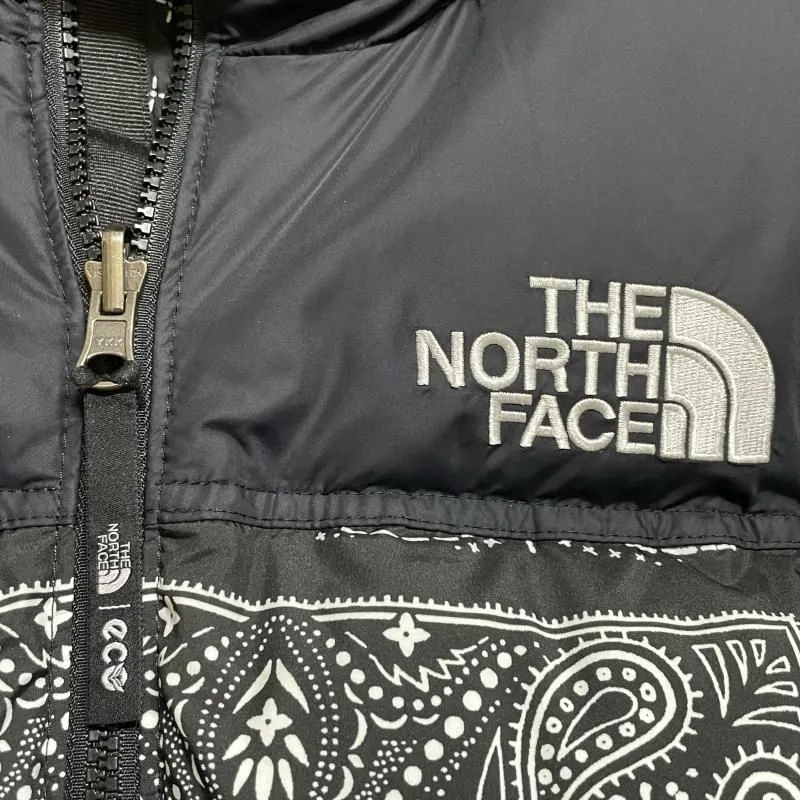 THE NORTH FACE 1996 NOVELTY NUPTSE JACKET ペイズリー バンダナ柄 ダウンジャケット NJ1DM96A  DARK-NAVY|mercariメルカリ官方指定廠商|Bibian比比昂代買代購