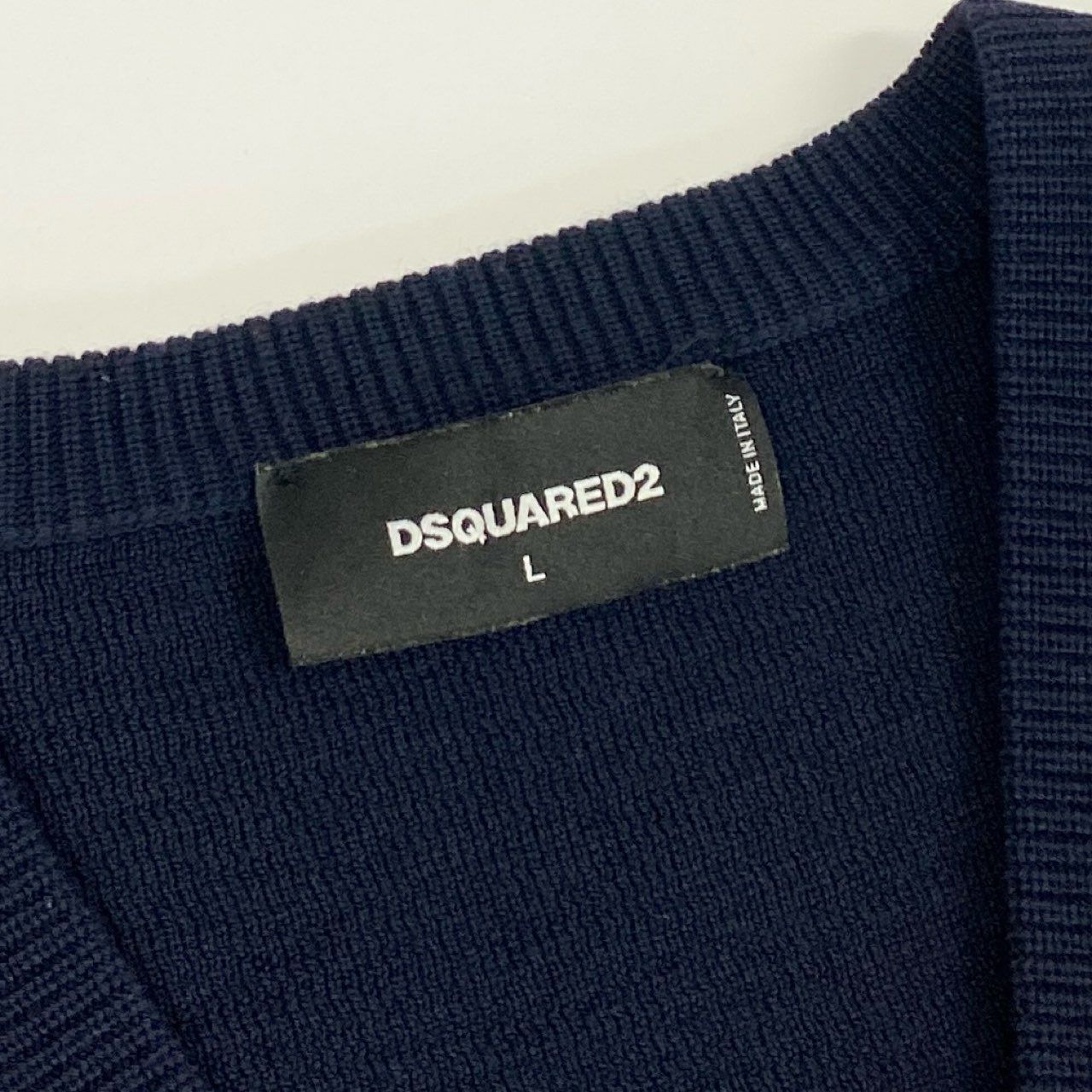 32j3 DSQUARED2 ディースクエアード イタリア製 Vネック ロゴワッペン 