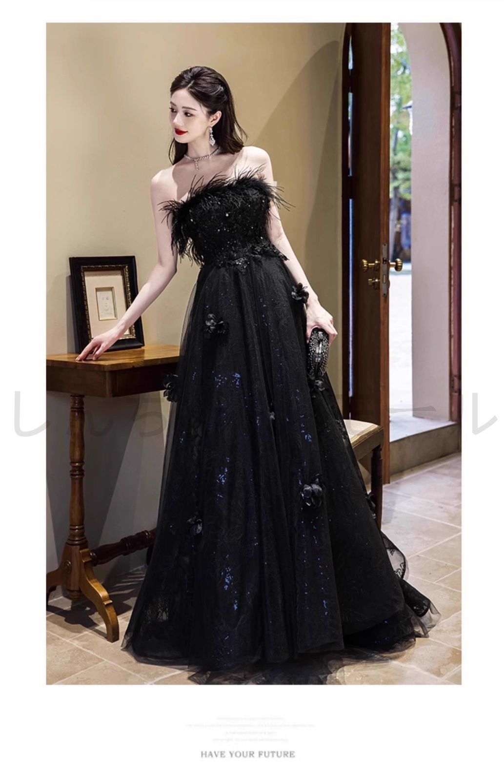 未使用品【Loungedress】ラウンジドレス　オフショルダーロングワンピース 新品未使用】2025新作 ウェディングドレス オフショルダー