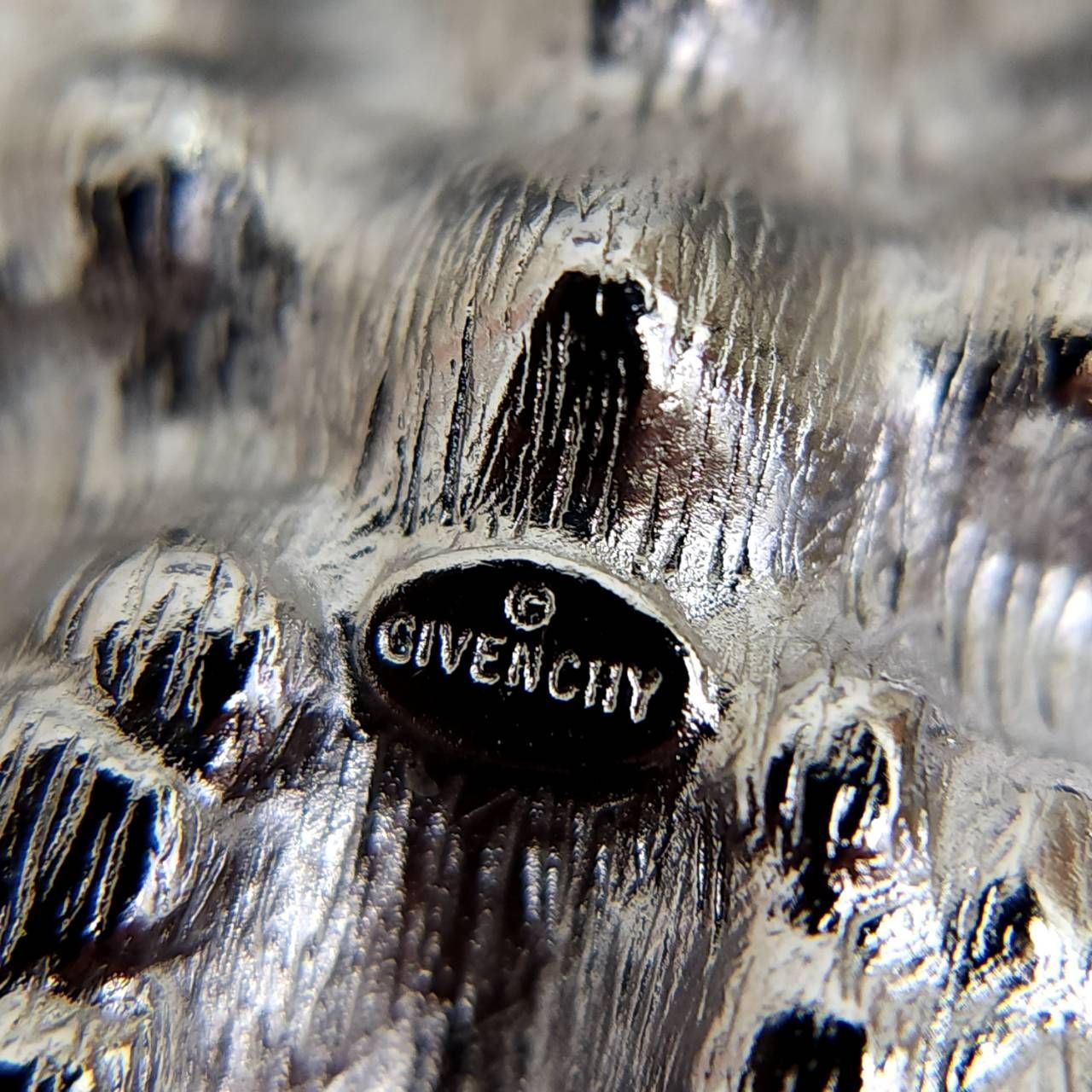 GIVENCHY ジバンシィ ネックレス リボン ラインストーン