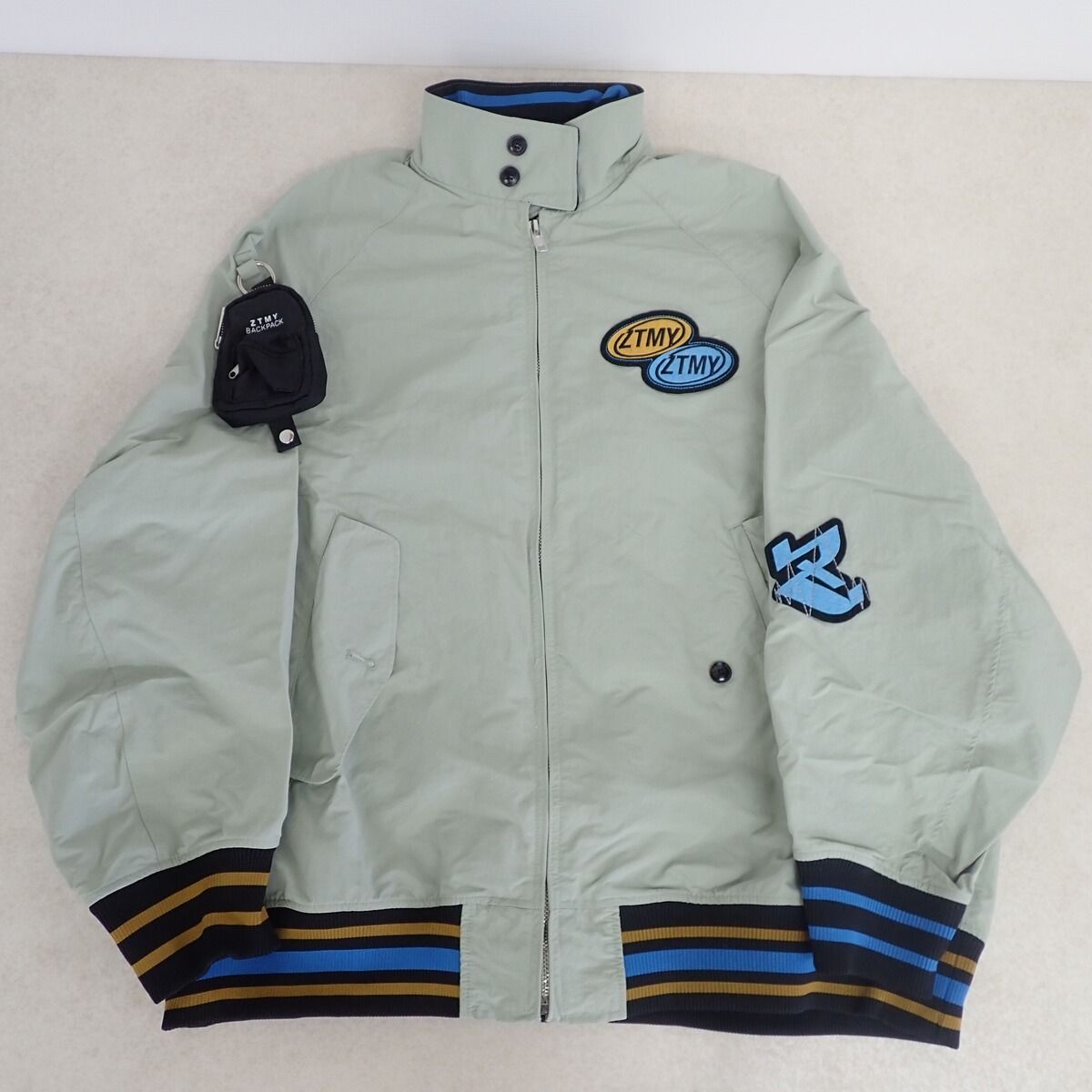 ずとまよテクノプアジャケット