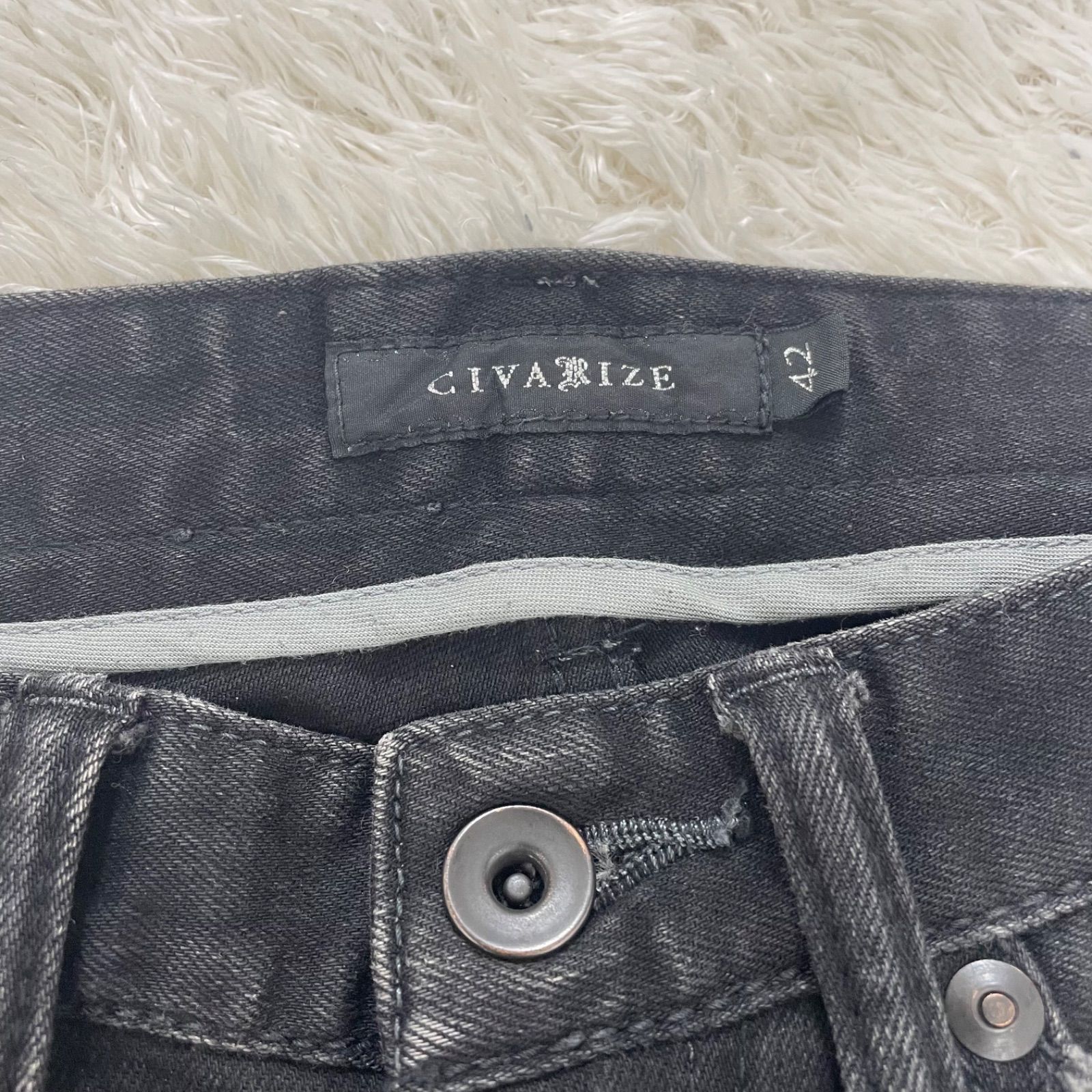 シヴァーライズ　花柄スキニーデニム 激レアデザイン☆CIVARIZE シヴァーライズ スキニー デニム