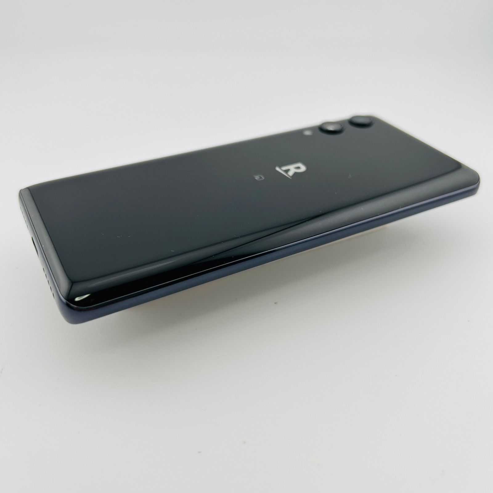 Rakuten Hand 64GB 4G Black eSIM専用 保護シート付