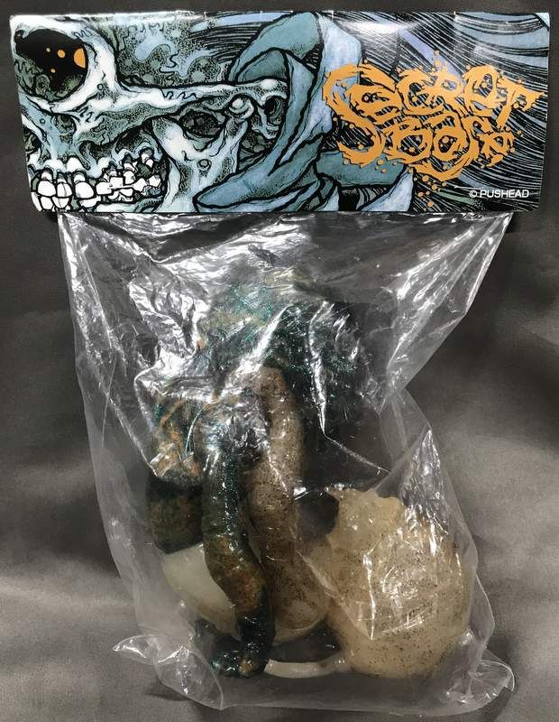 SECRETBASE PUSHEAD SIAMESE SKULL PAIRATE 黄土色/クリアホワイト/グリーンラメ/黒ラメ成型