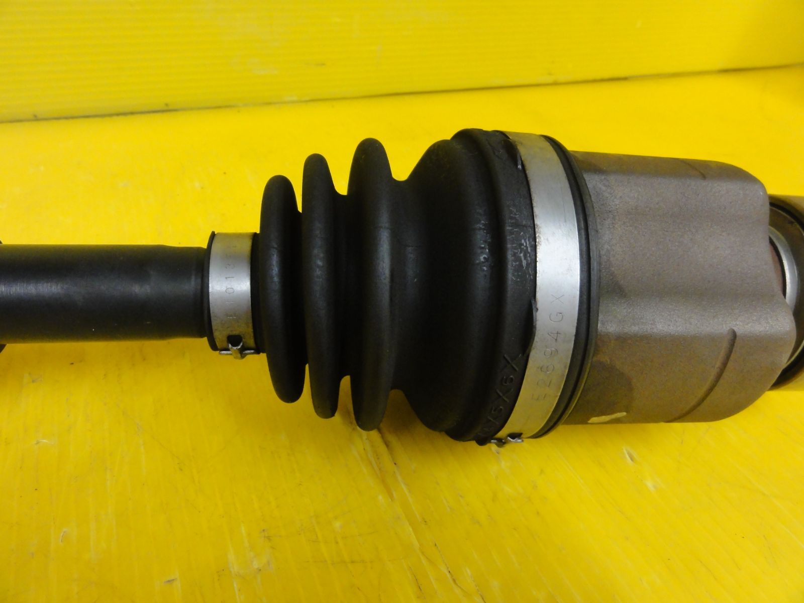 ニッサン C26