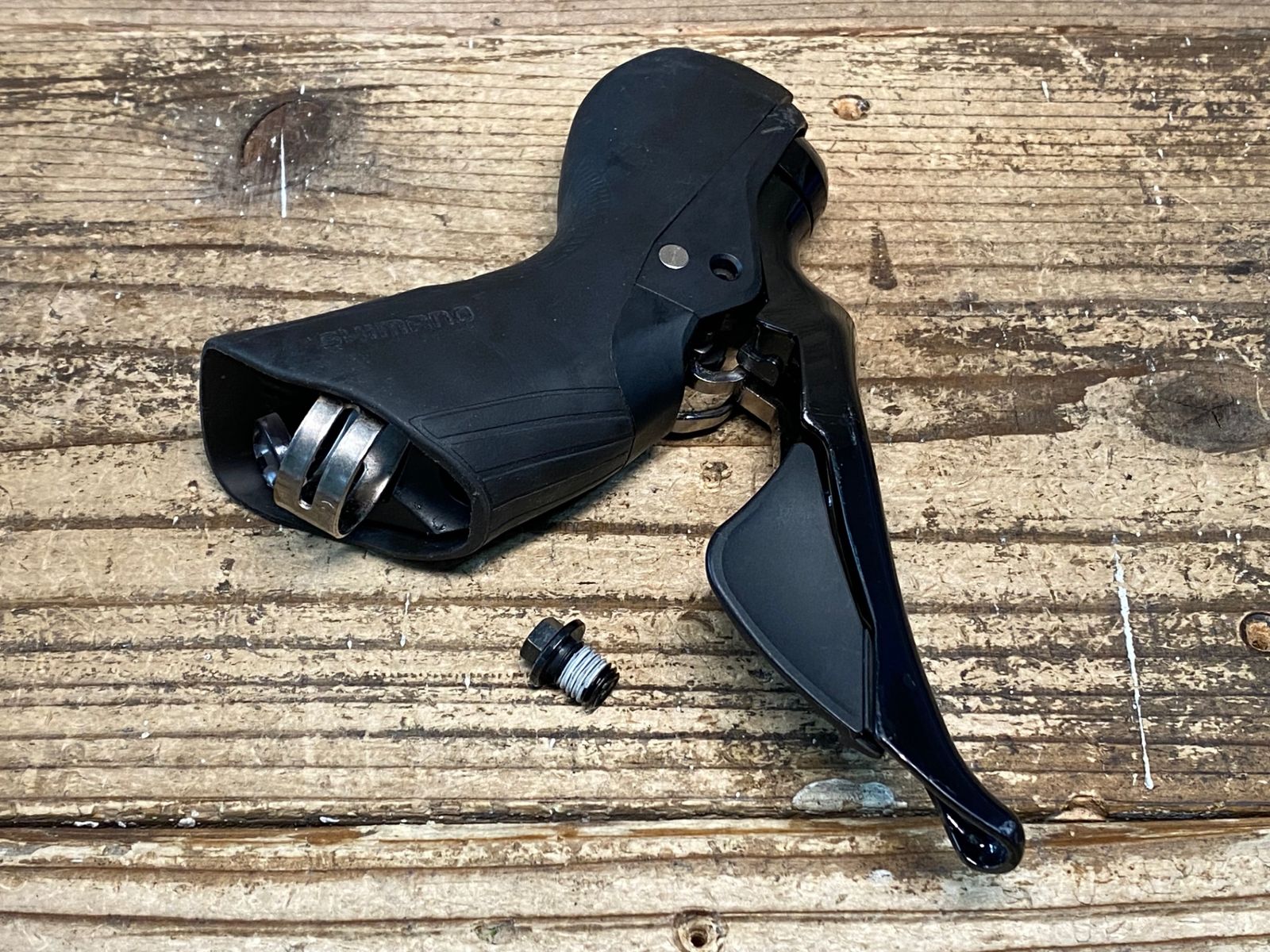 シマノ 105 R7000 STIレバー左右 左ジャンク品 Amazon | シマノ(SHIMANO) ST-R7000 左右レバ-セット 2x11S STI
