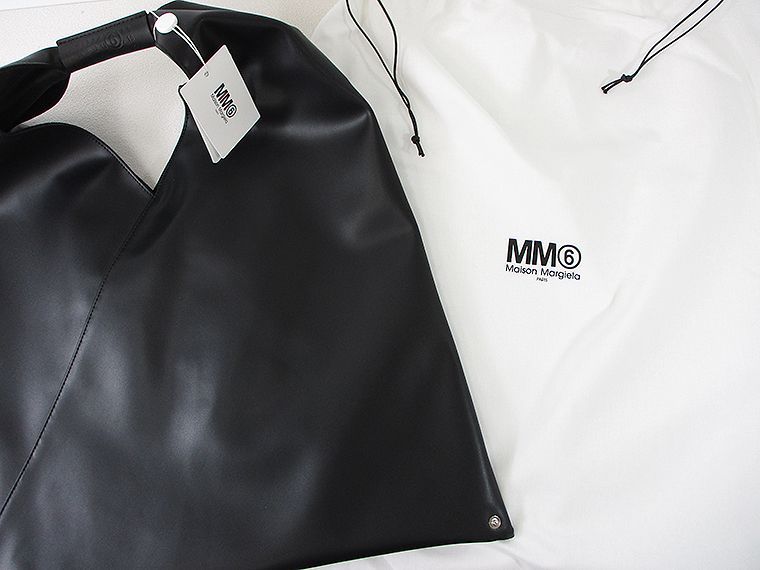 MM6 Maison Margiela メゾンマルジェラ JAPANESE CLASSIC MEDIUM エコレザー A4収納可能 プレゼント ギフト ジャパニーズ 合皮 レディースバッグ 鞄 ハンドバッグ 黒 エムエムシックス