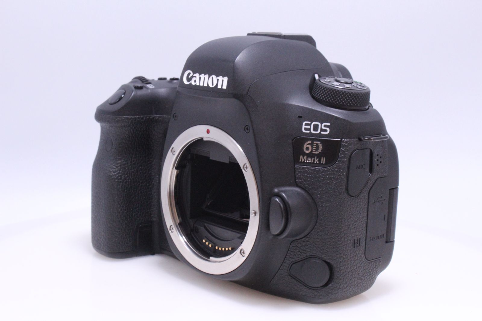 Canon EOS 6D Mark II ボディ　キズなし美品 Canon EOS 6D Mark II ボディ キズなし美品 Canon EOS 6D Mark