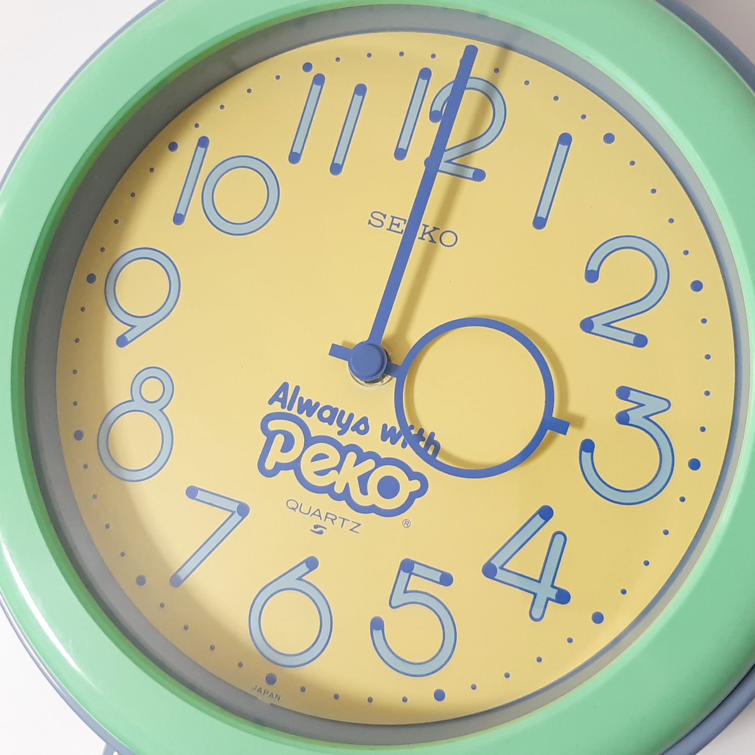 ペコちゃん振り子時計 ぺこちゃん振り子時計 Amazon.co.jp: 不二家