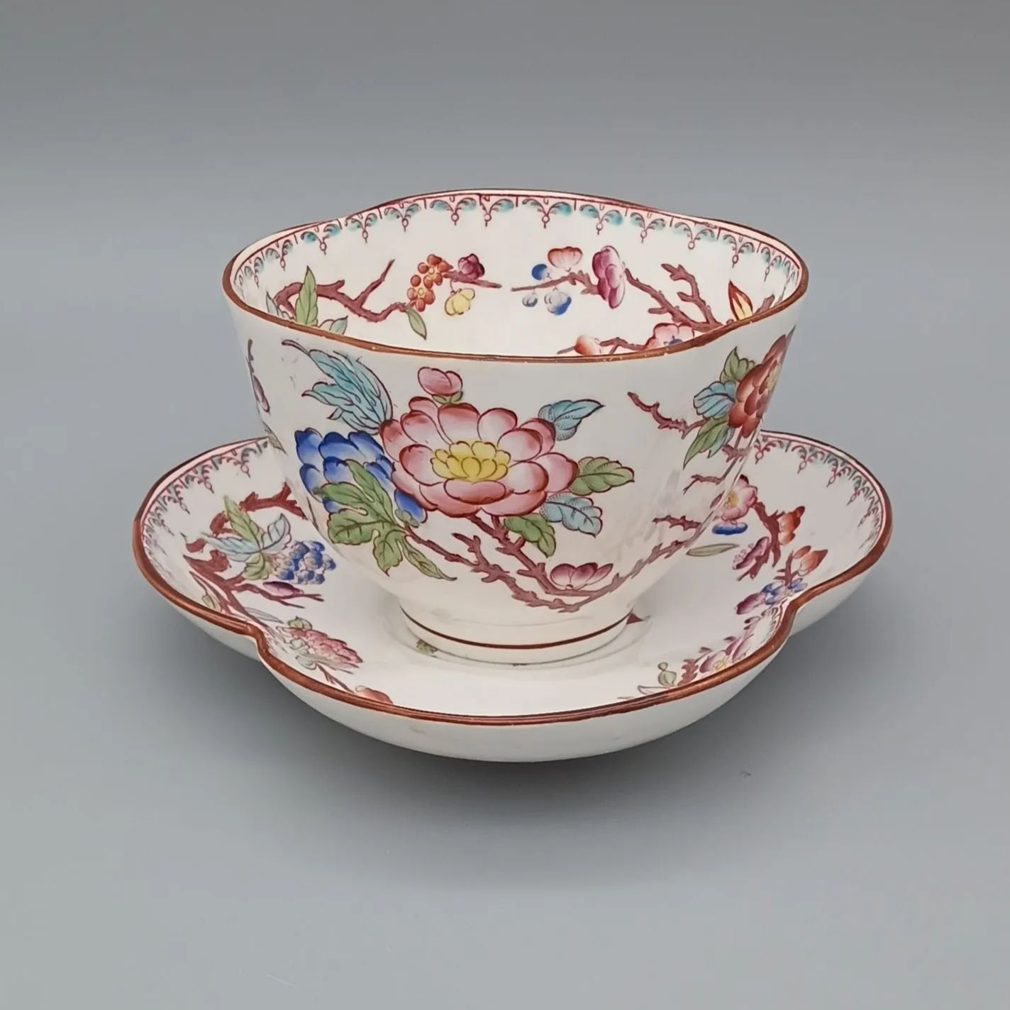 サルグミンヌ ミントン