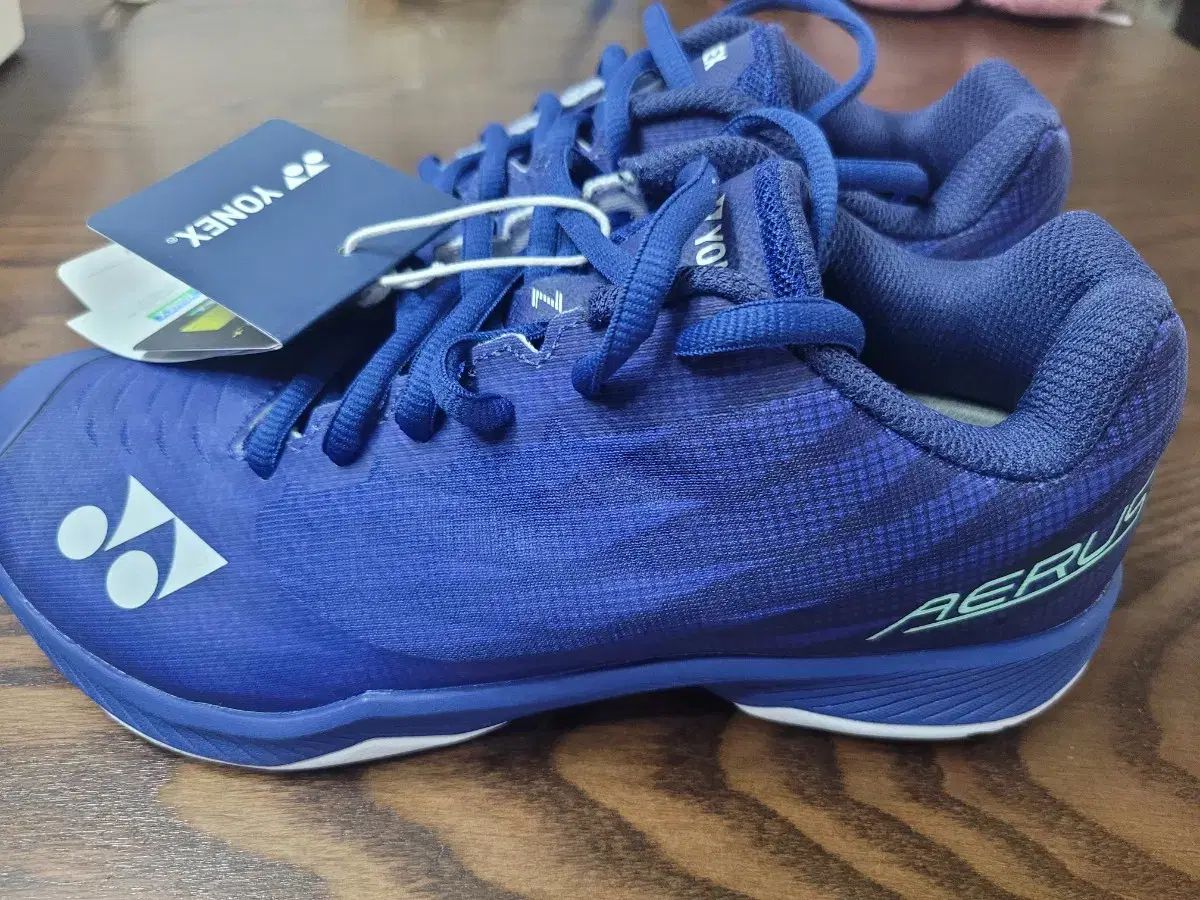 YONEX エアラス シューズ ブルー YONEX SHBAZ2W パワークッションエア