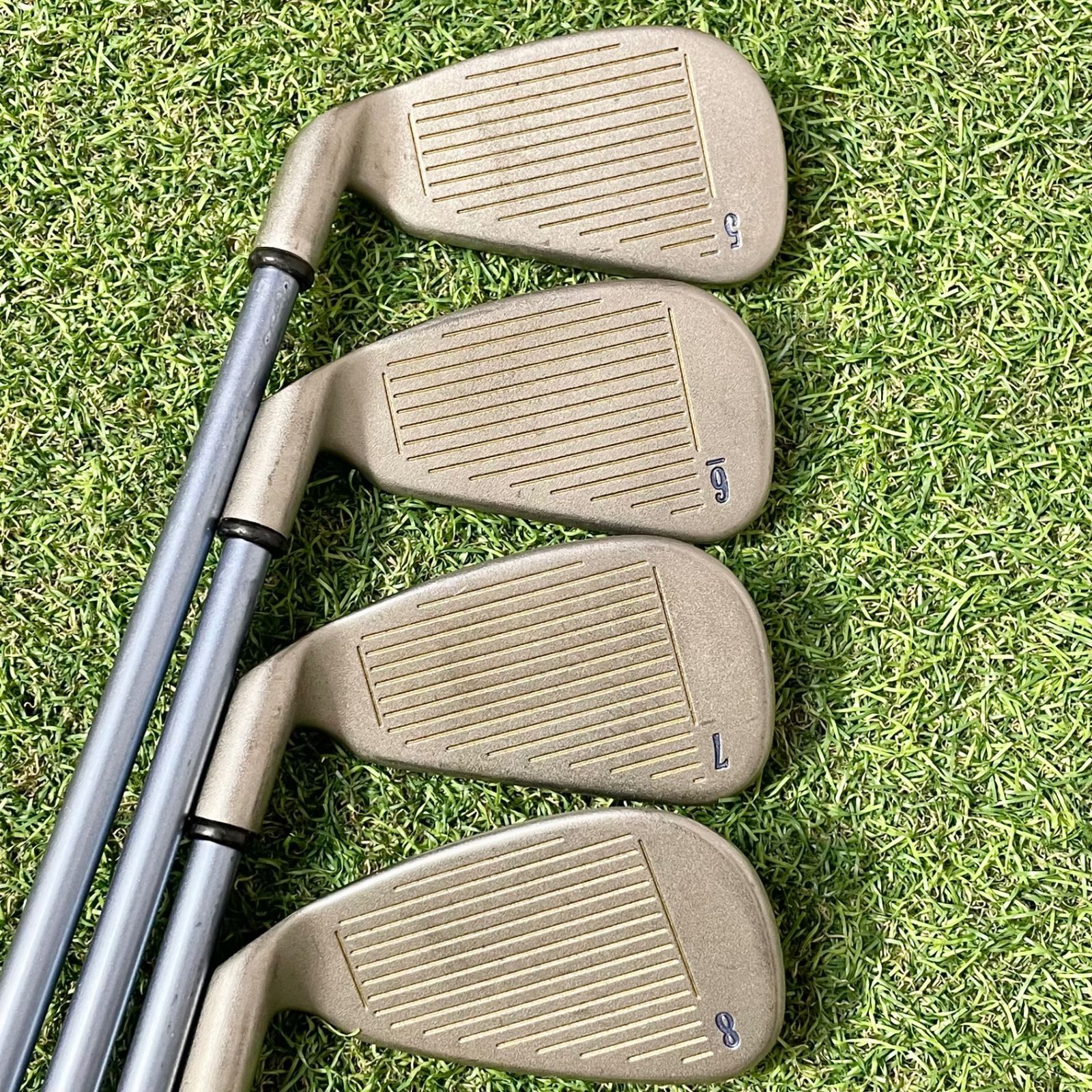 【レディース8本セット】キャロウェイ　ビッグバーサ　X-12　アイアン　L 豪華8本】Callaway BIG BERTHA X-12 アイアンセット 8本