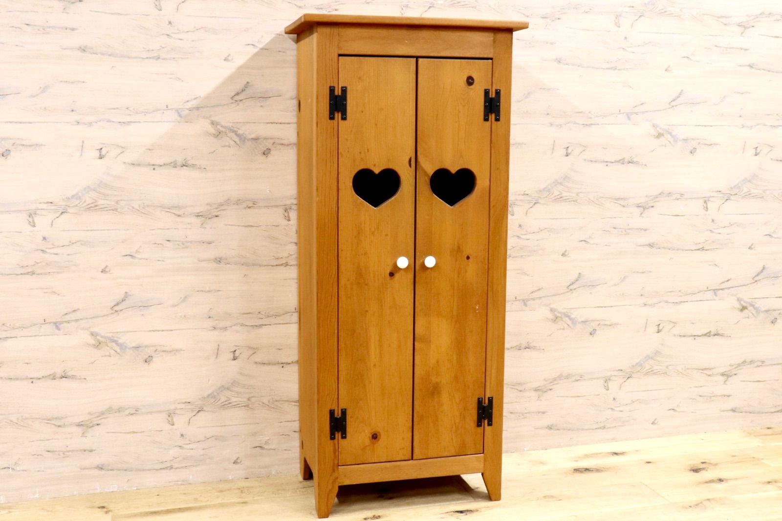 GMIH267 カントリー調 キャビネット 飾り棚 収納 ハート パイン材 ナチュラル カントリー