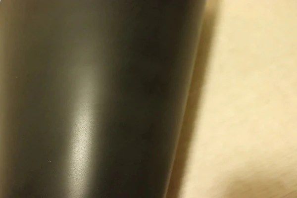 ブラック 12ds ヌメ革 コードバン 国産 レザー 蝋引き はぎれ 一枚革 レザークラフト 革 皮 本革 diy 生地 材料