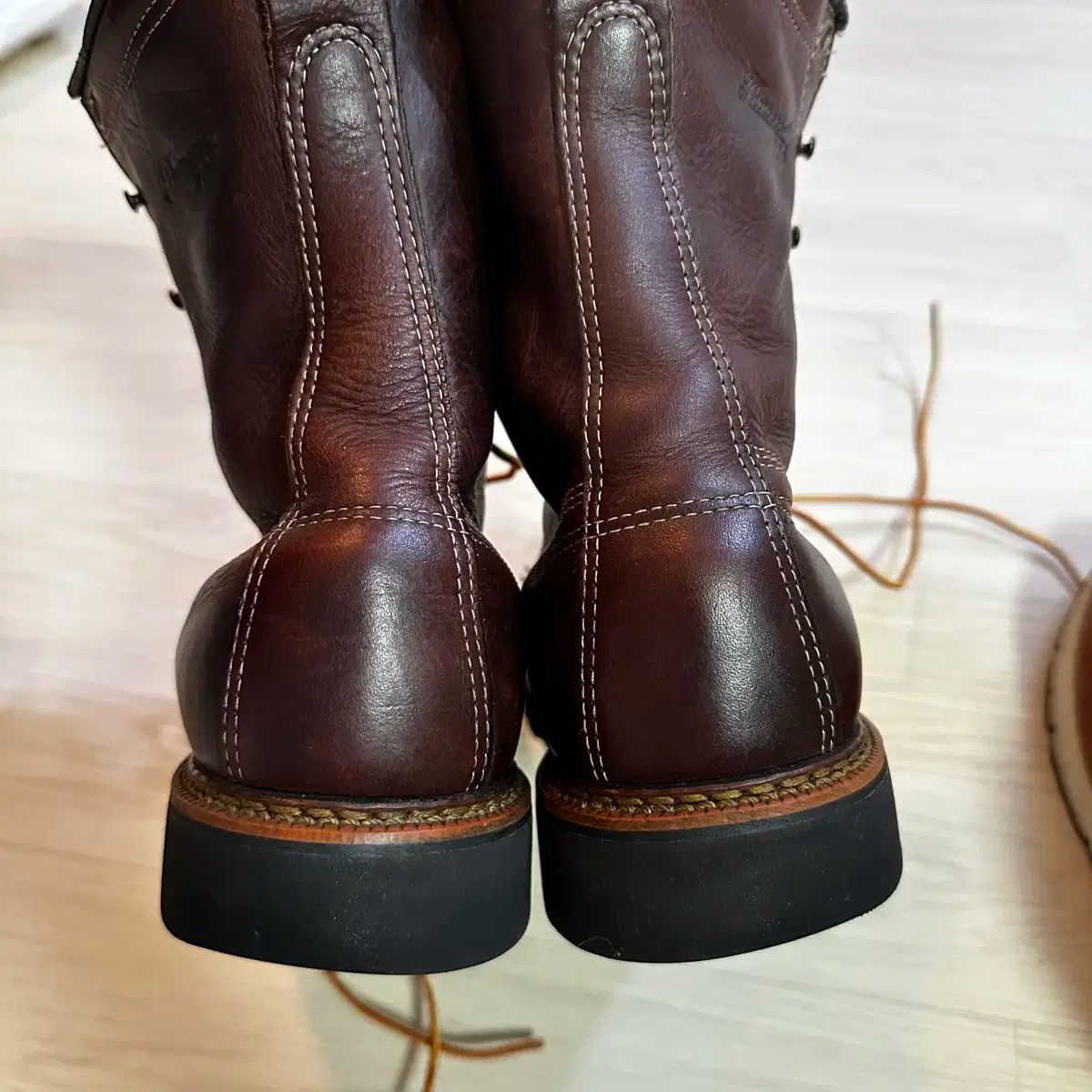 Thorogood ソログッド プレーン トゥ ブーツ