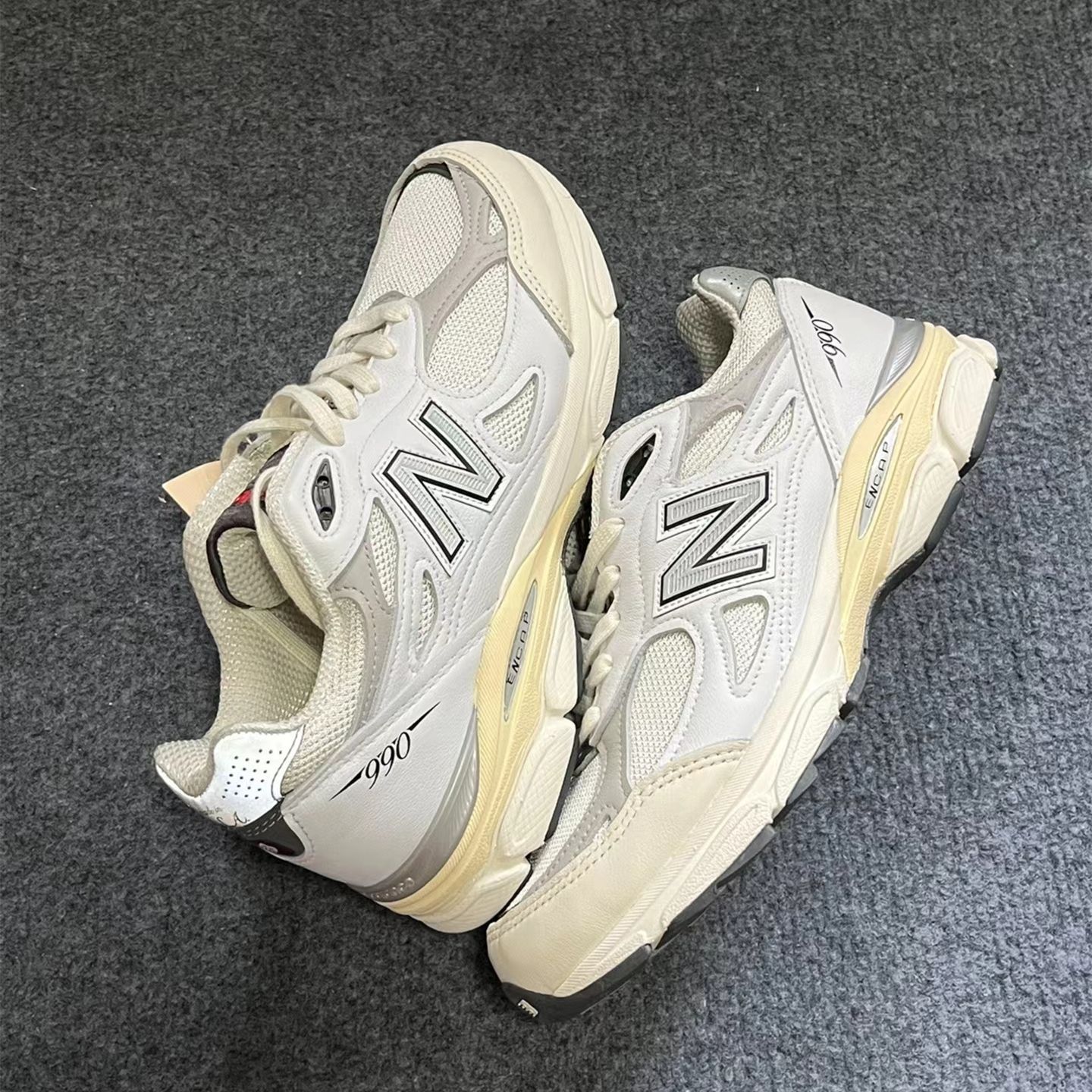 NEW BALANCE 990V3 SEA SALT/RAIN CLOUD ニューバランス 990V3 シーソルト/レインクラウド M990AL3 -  メルカリ