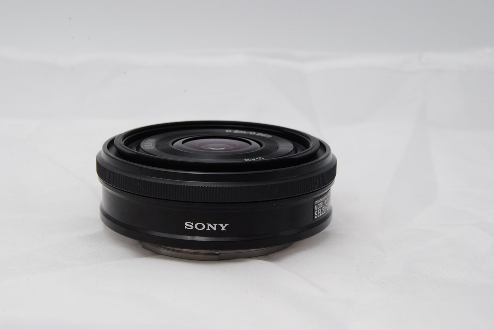 元箱付き!新品級 ☆ SONY E 20mm F2.8 ソニー SEL20F28 E 元箱付き!新品級 ☆ SONY E 20mm F2.8 ソニー SEL20F28 E