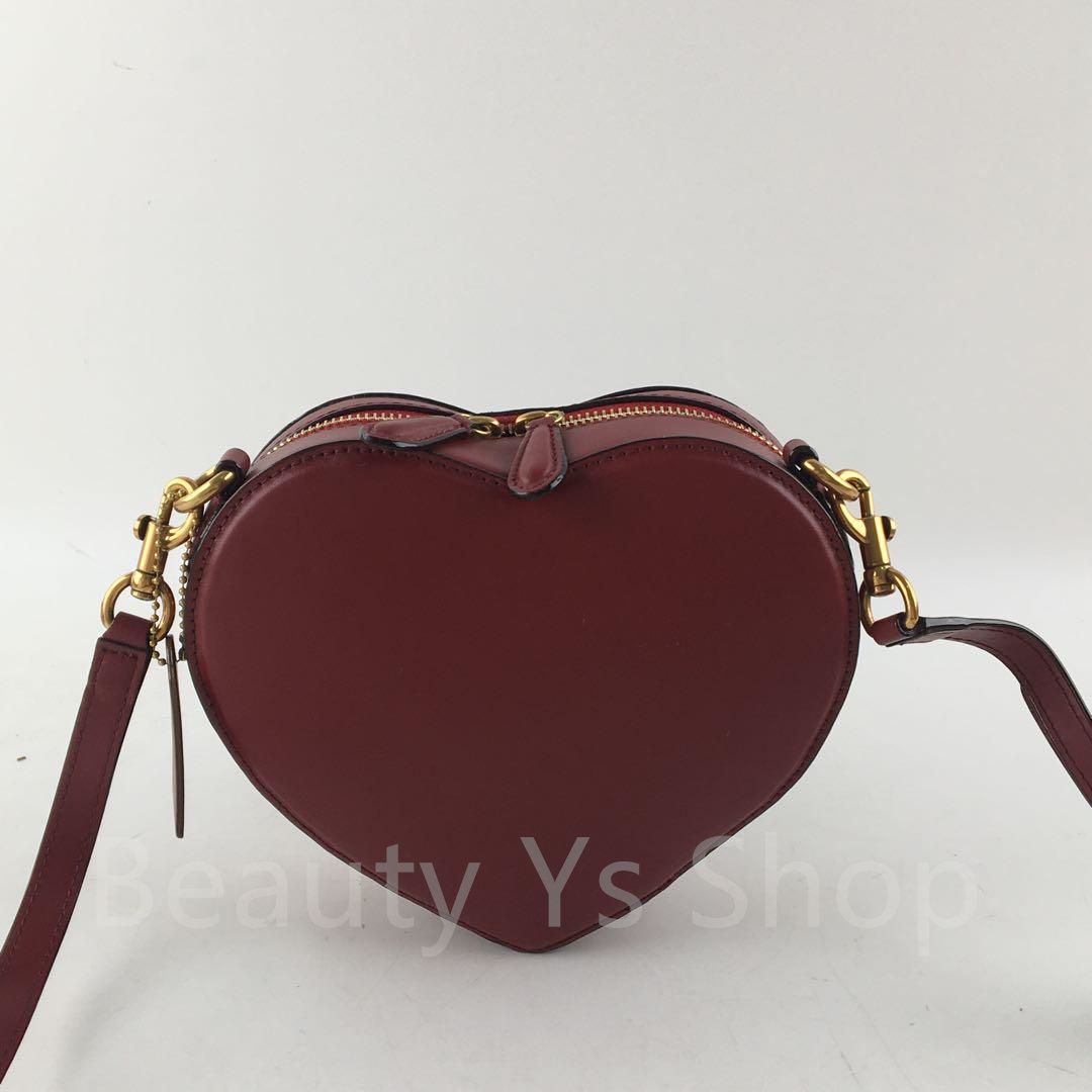 新品 COACH コーチ レッドアップル 赤 ハート クロスボディ ババッグ 